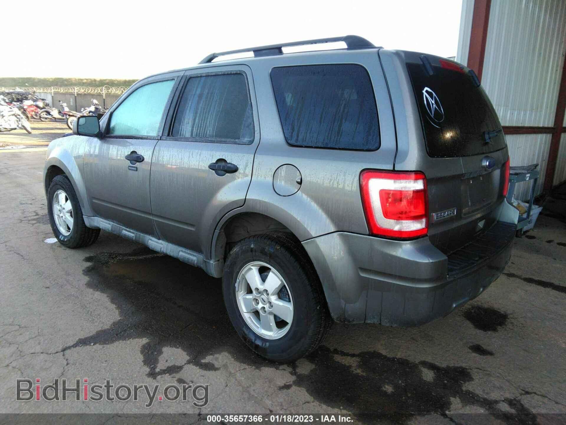 2010 FORD ESCAPE - VIN: 1FMCU0D78AKB76014 - Фото 3