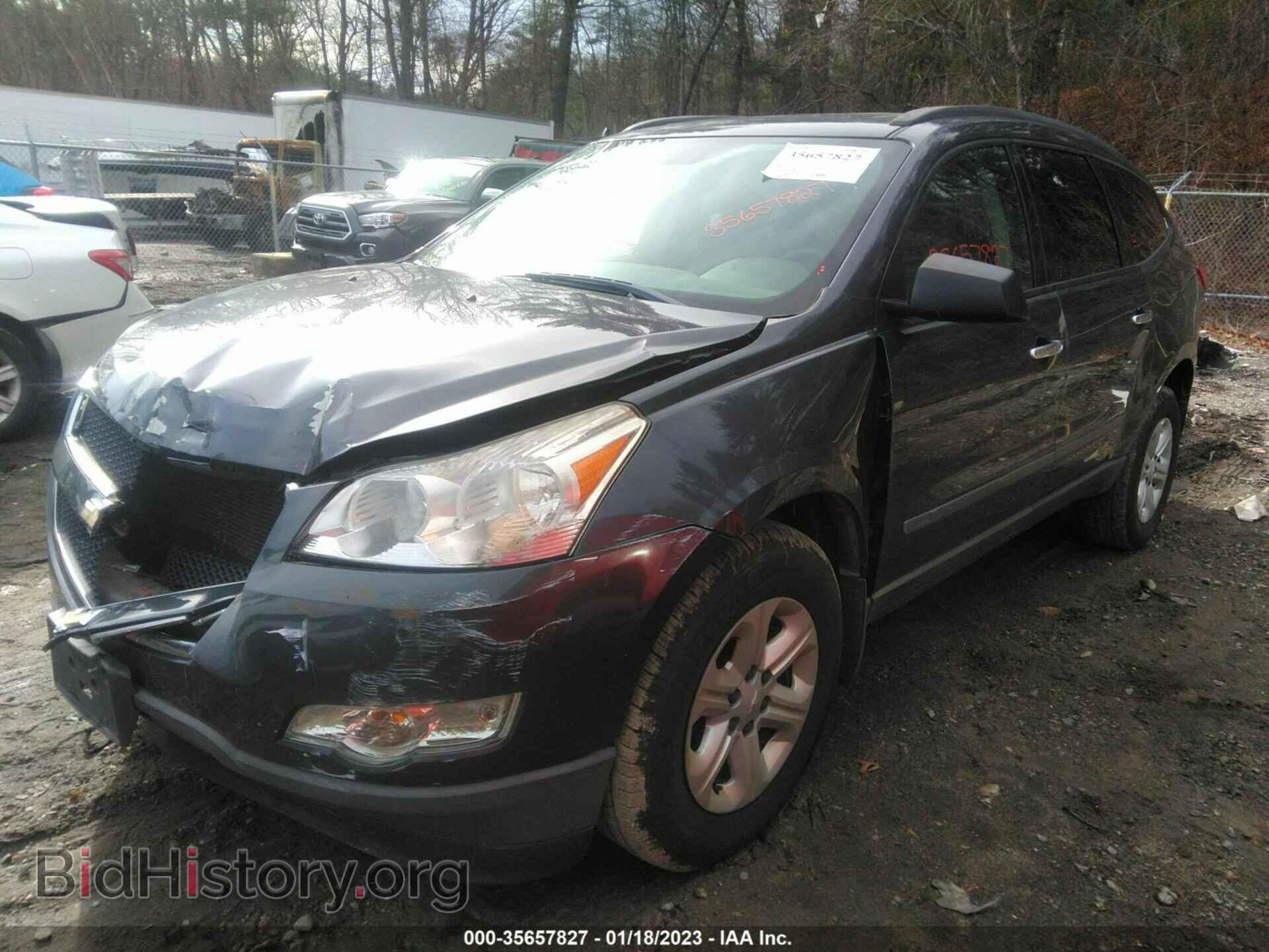2012 CHEVROLET TRAVERSE - VIN: 1GNKREED2CJ308803 - Фото 2