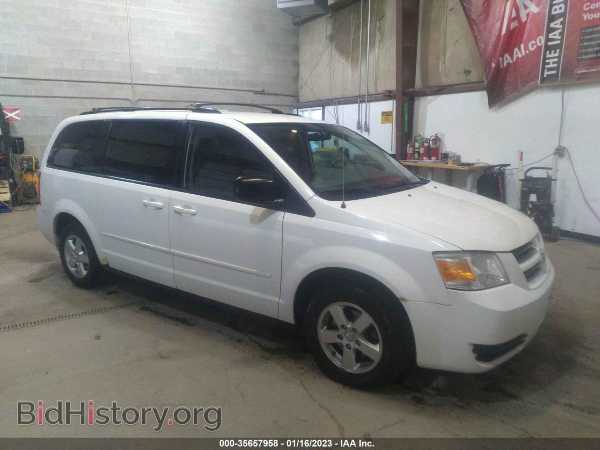 Photo 2D4RN3D14AR349699 - DODGE GRAND CARAVAN 2010