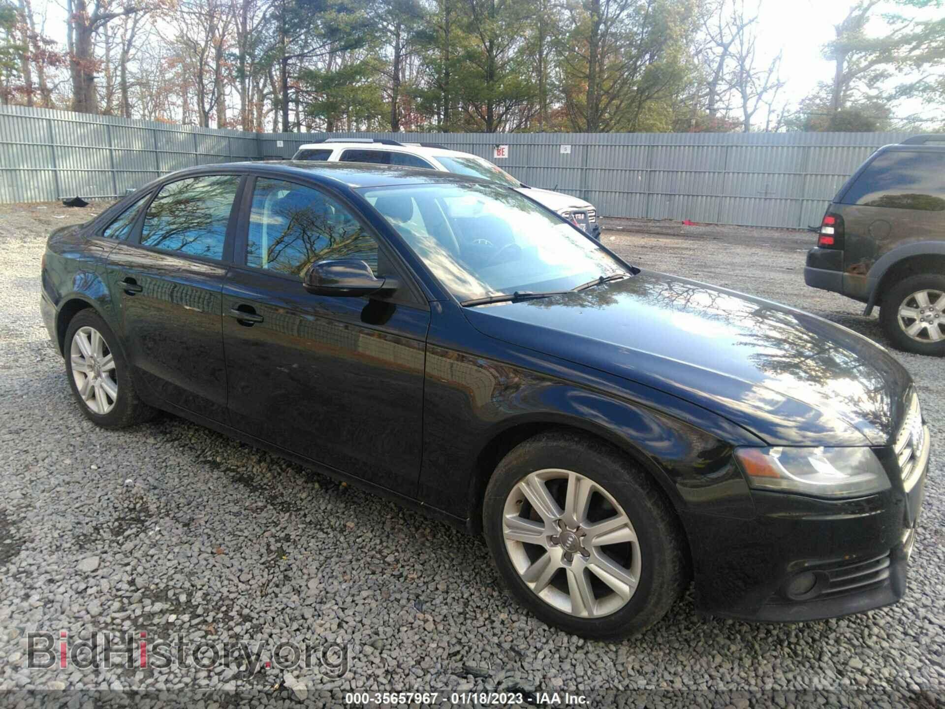 Photo WAUBFAFL8BN050016 - AUDI A4 2011