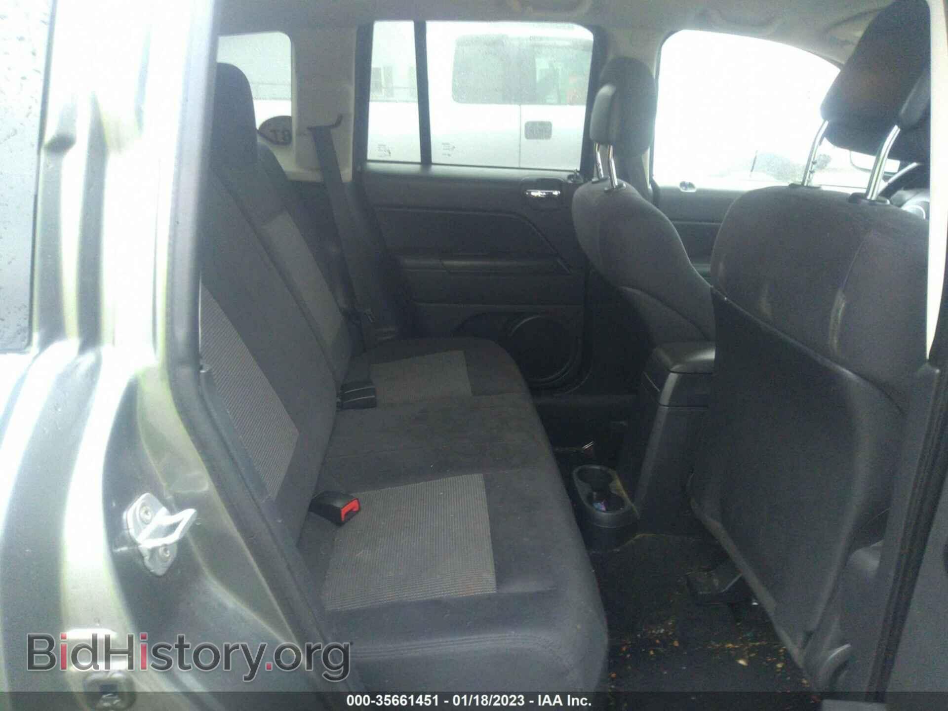 2011 JEEP COMPASS - VIN: 1J4NT1FA8BD224433 - Фото 8