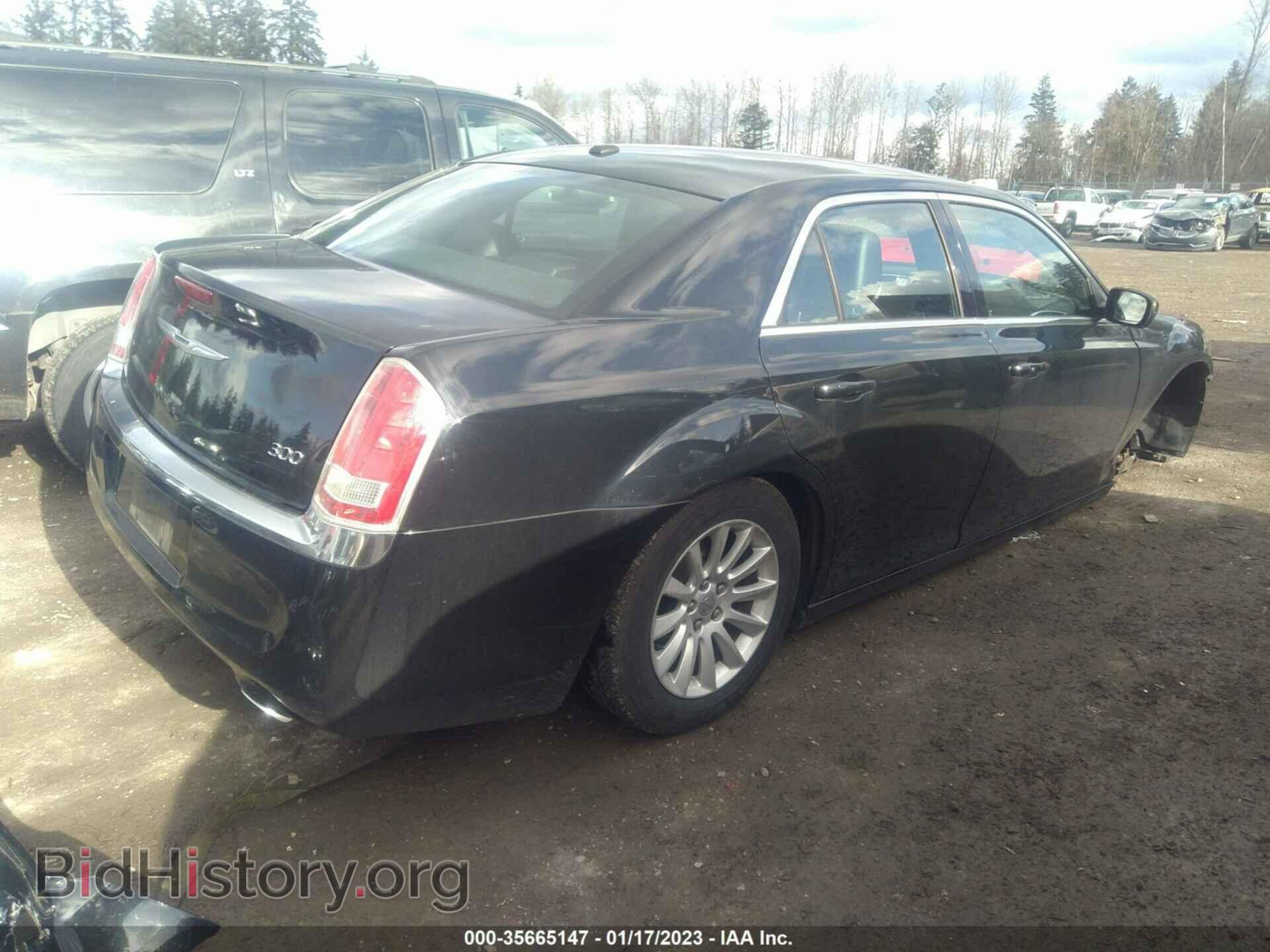 2013 CHRYSLER 300 - VIN: 2C3CCAAG4DH520584 - Фото 4