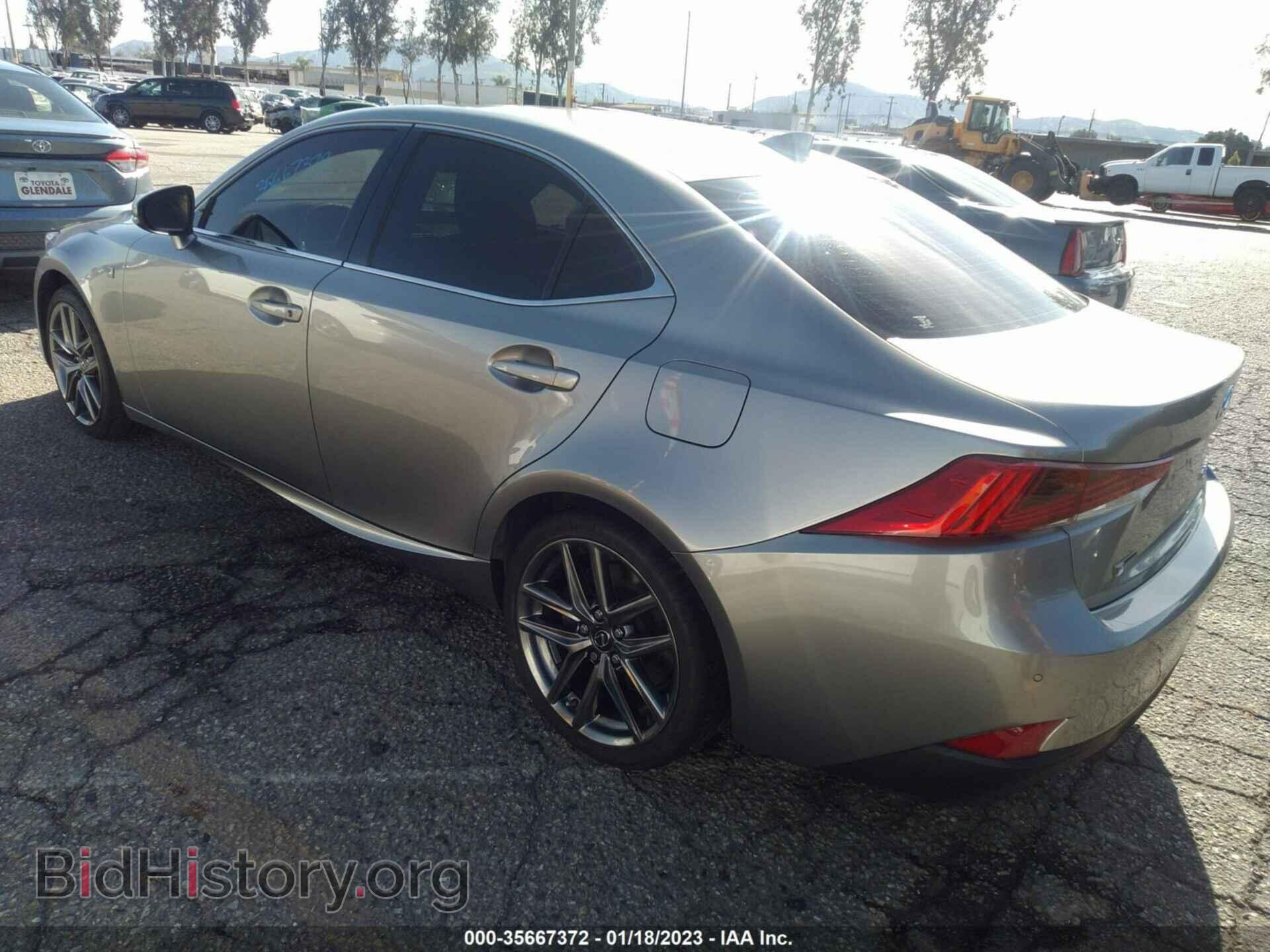 2018 LEXUS IS - VIN: JTHBA1D24J5064617 - Фото 3