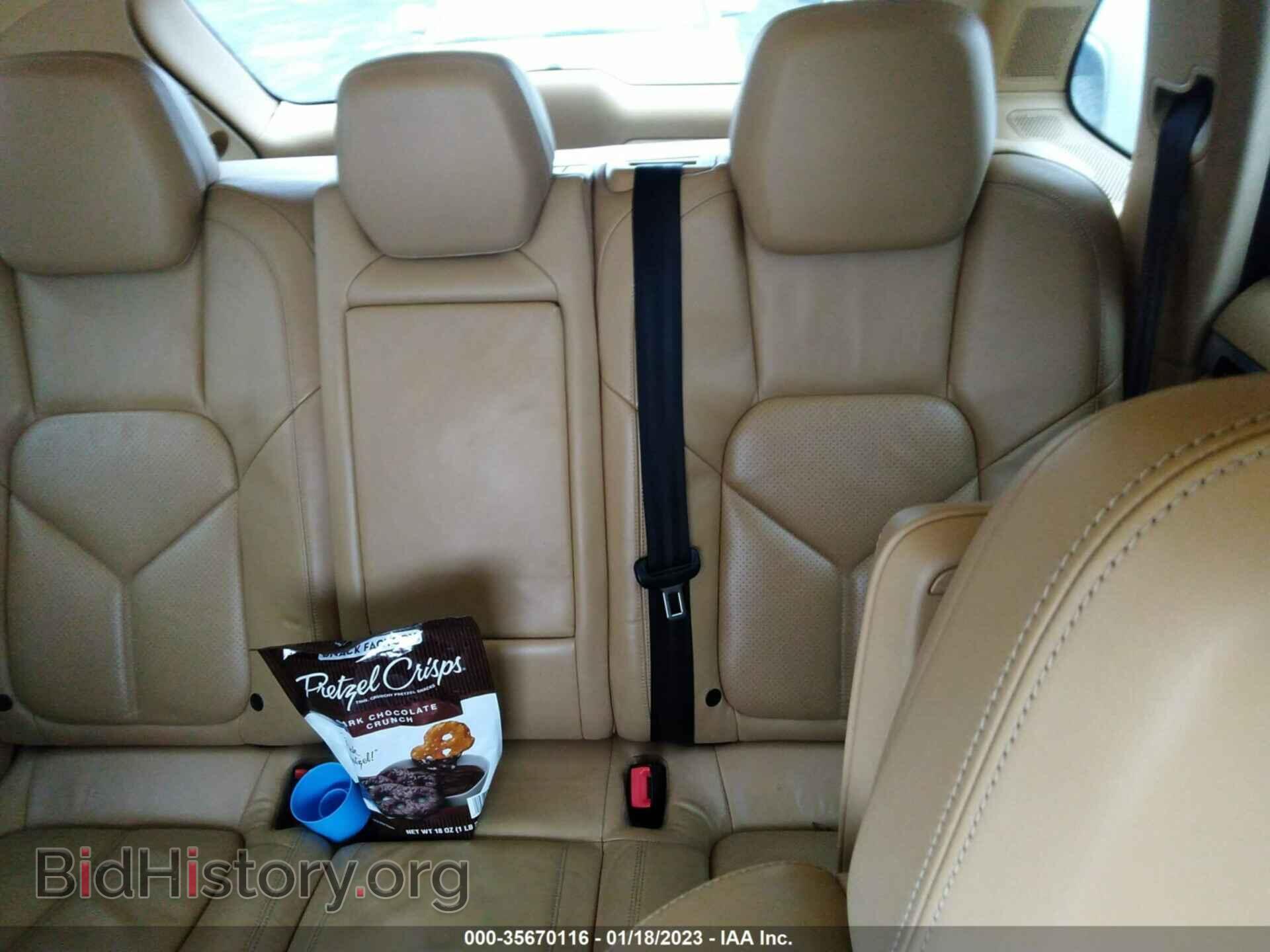 2011 PORSCHE CAYENNE - VIN: WP1AA2A27BLA10408 - Photo 8