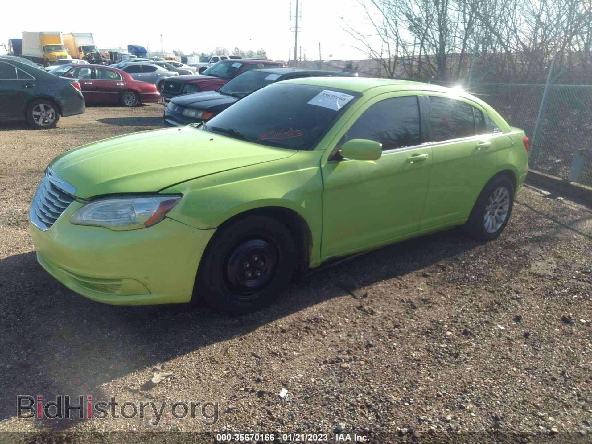 2014 CHRYSLER 200 - VIN: 1C3CCBAB7EN213963 - Фото 2