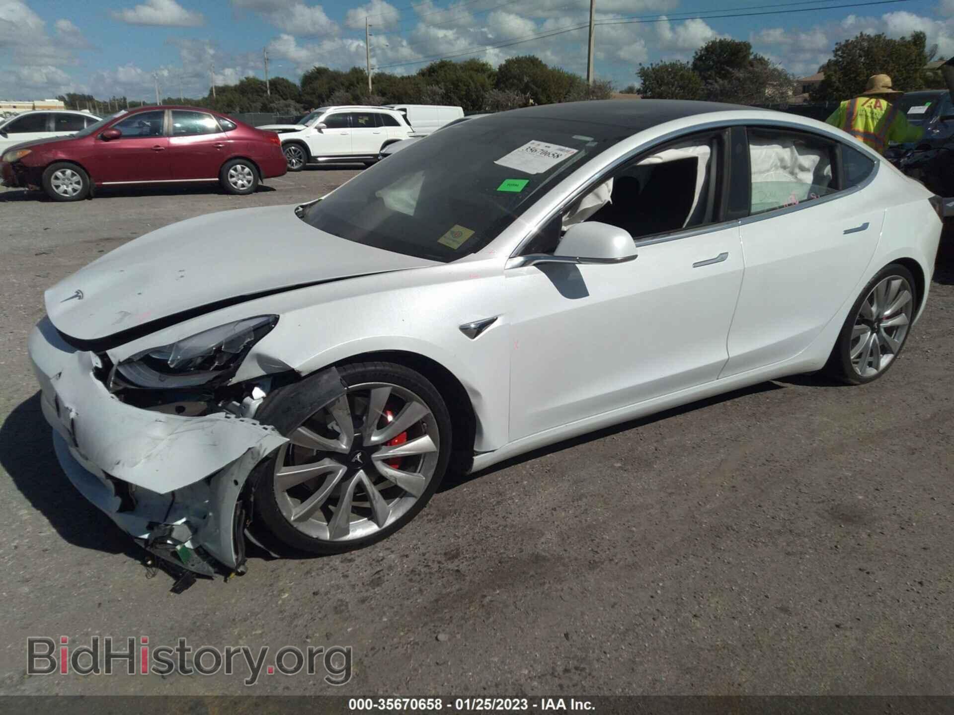 2019 TESLA MODEL 3 - VIN: 5YJ3E1EB0KF487090 - Photo 2