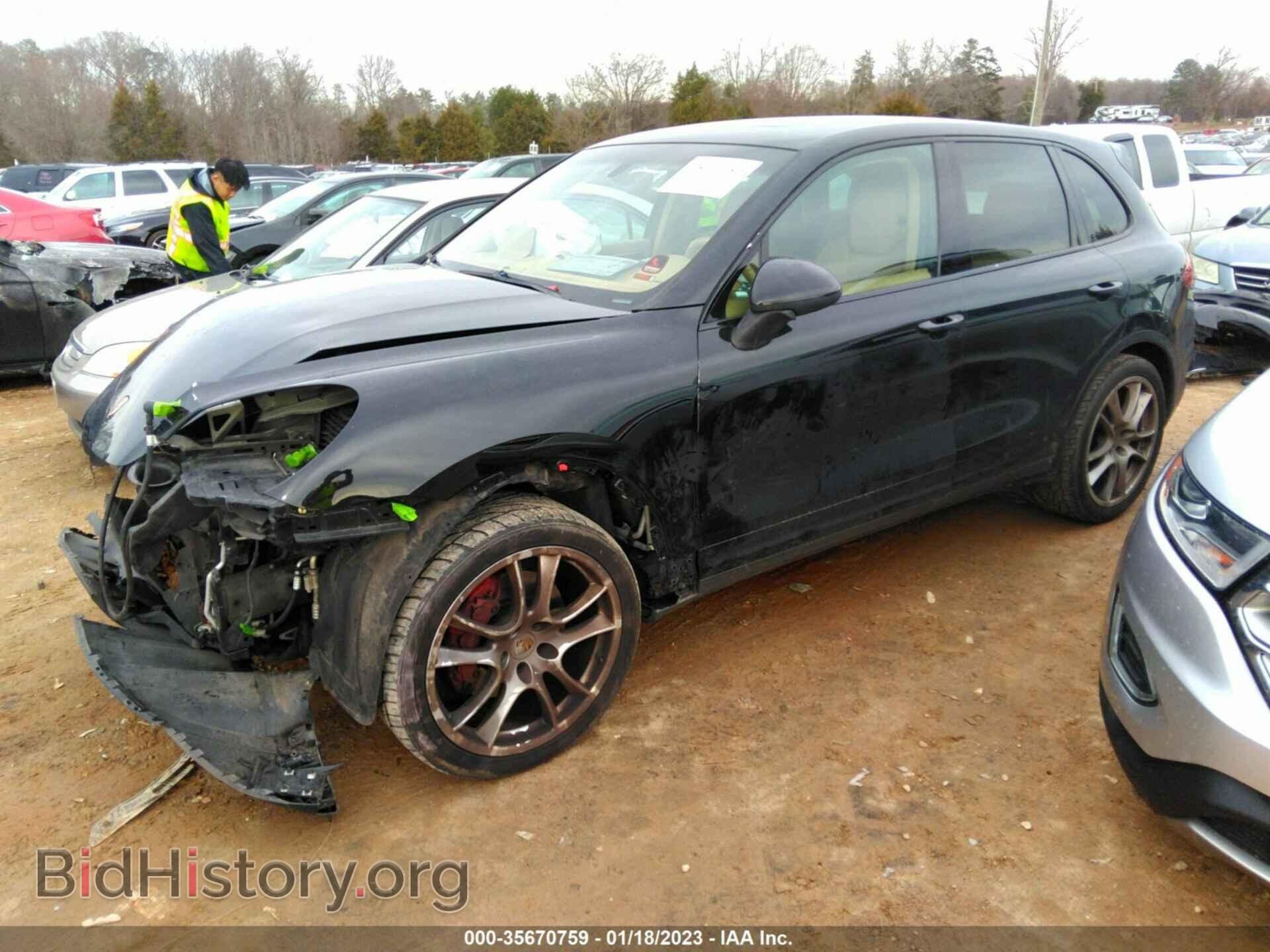 2012 PORSCHE CAYENNE - VIN: WP1AB2A29CLA45353 - Фото 2