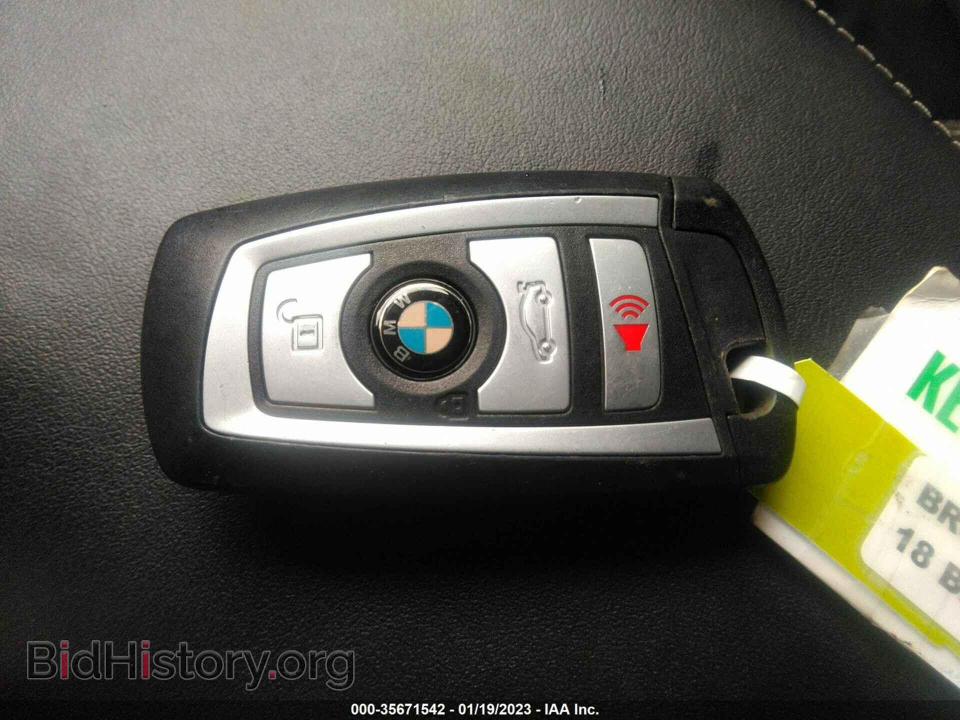 2018 BMW M3 - VIN: WBS8M9C56J5L00674 - Фото 11
