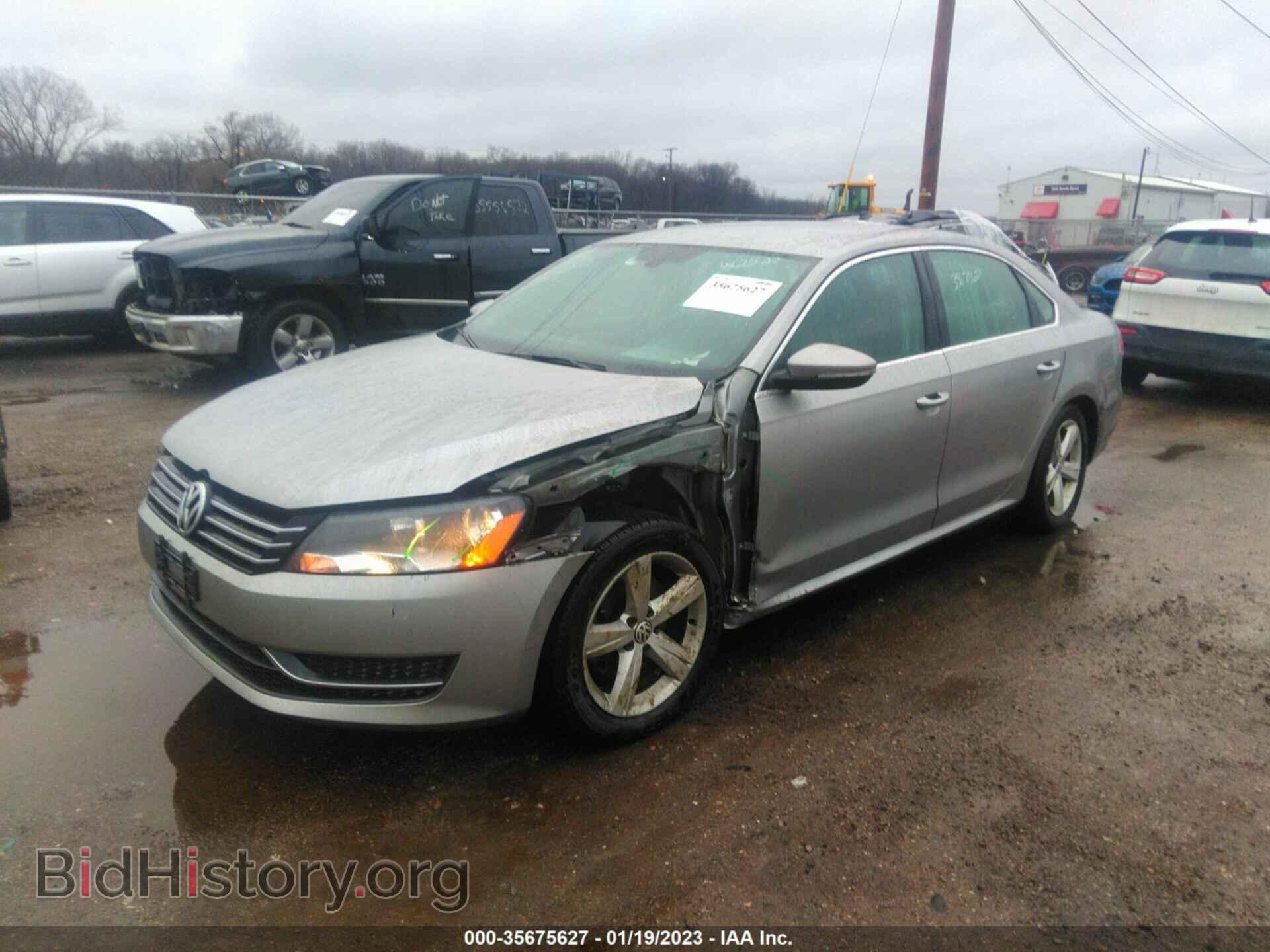 2012 VOLKSWAGEN PASSAT - VIN: 1VWBP7A31CC043428 - Фото 2