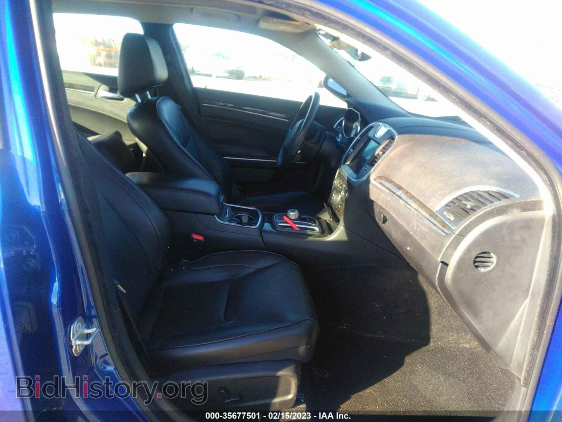 2019 CHRYSLER 300 - VIN: 2C3CCAEG5KH659369 - Фото 5