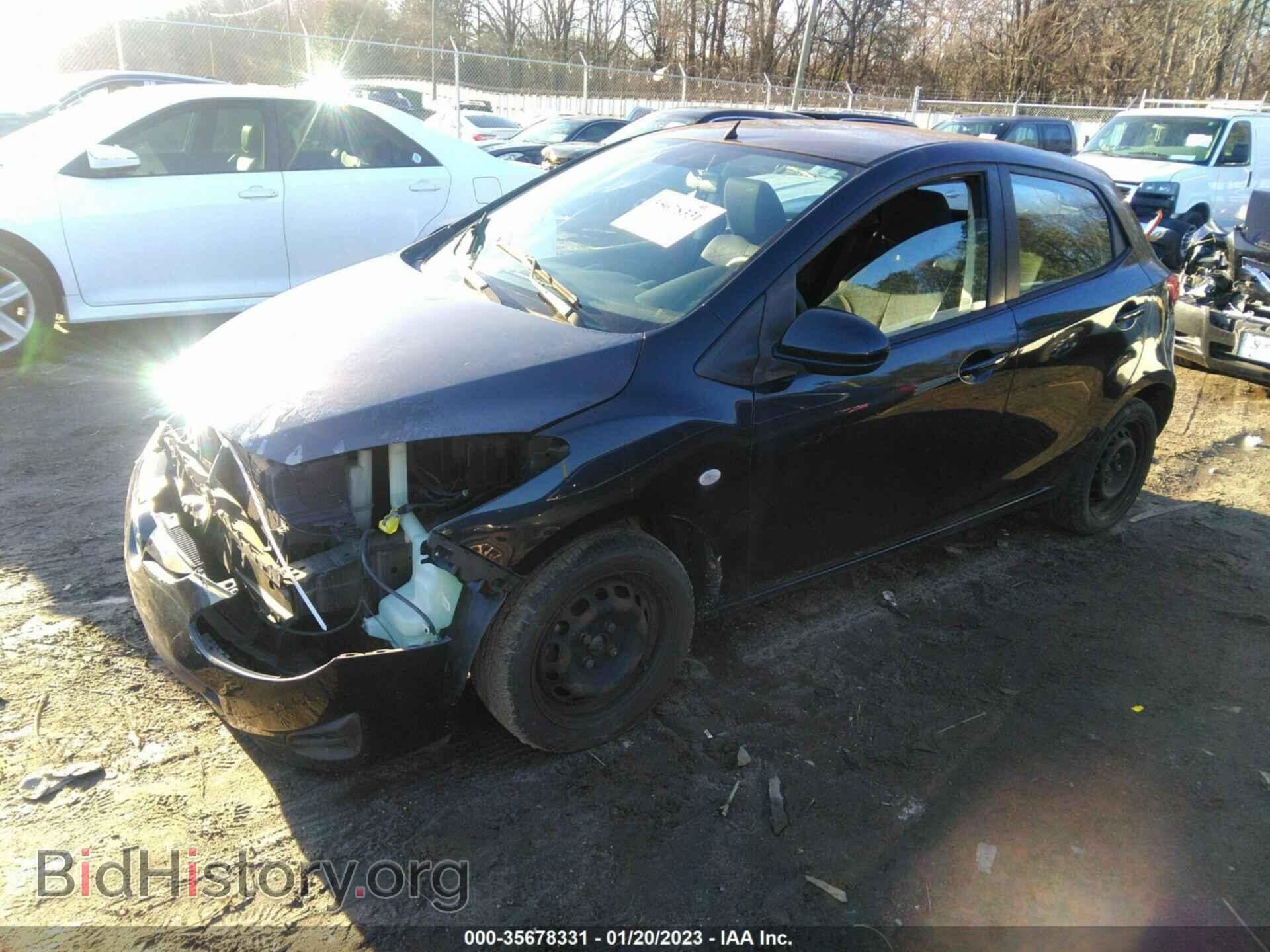 2014 MAZDA MAZDA2 - VIN: JM1DE1KY8E0174238 - Фото 2