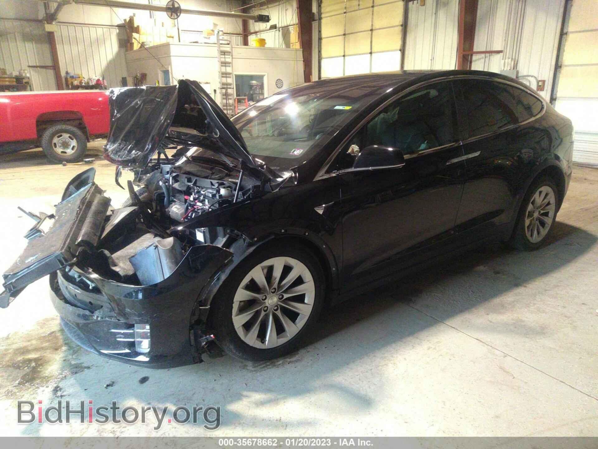 2017 TESLA MODEL X - VIN: 5YJXCBE20HF034349 - Photo 2