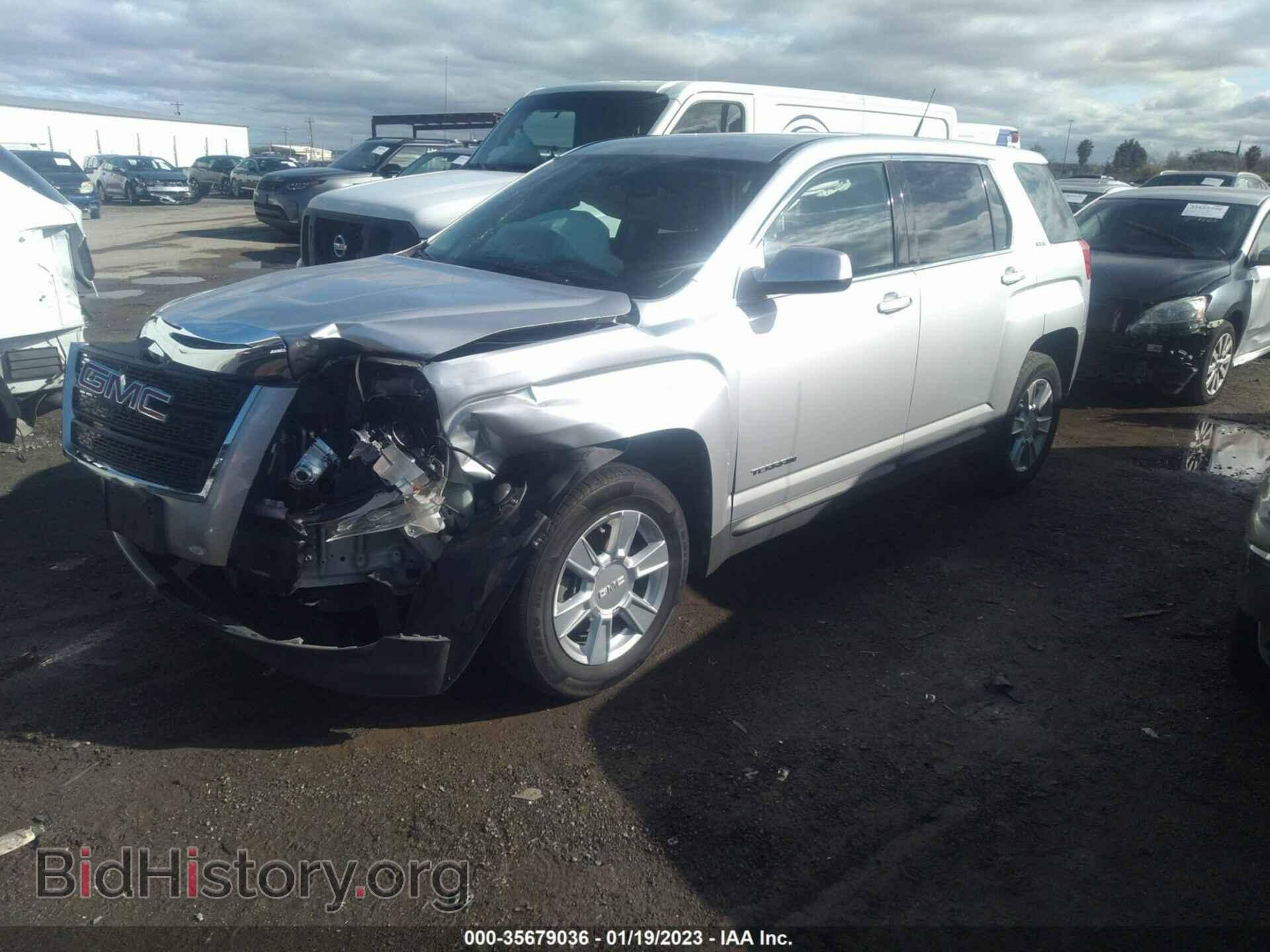 2010 GMC TERRAIN - VIN: 2CTALBEW8A6359632 - Photo 2