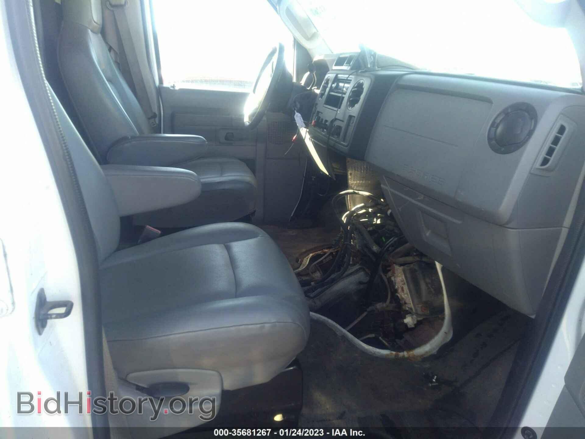 2010 FORD ECONOLINE CARGO VAN - VIN: 1FTNE2EW0ADA66137 - Фото 5