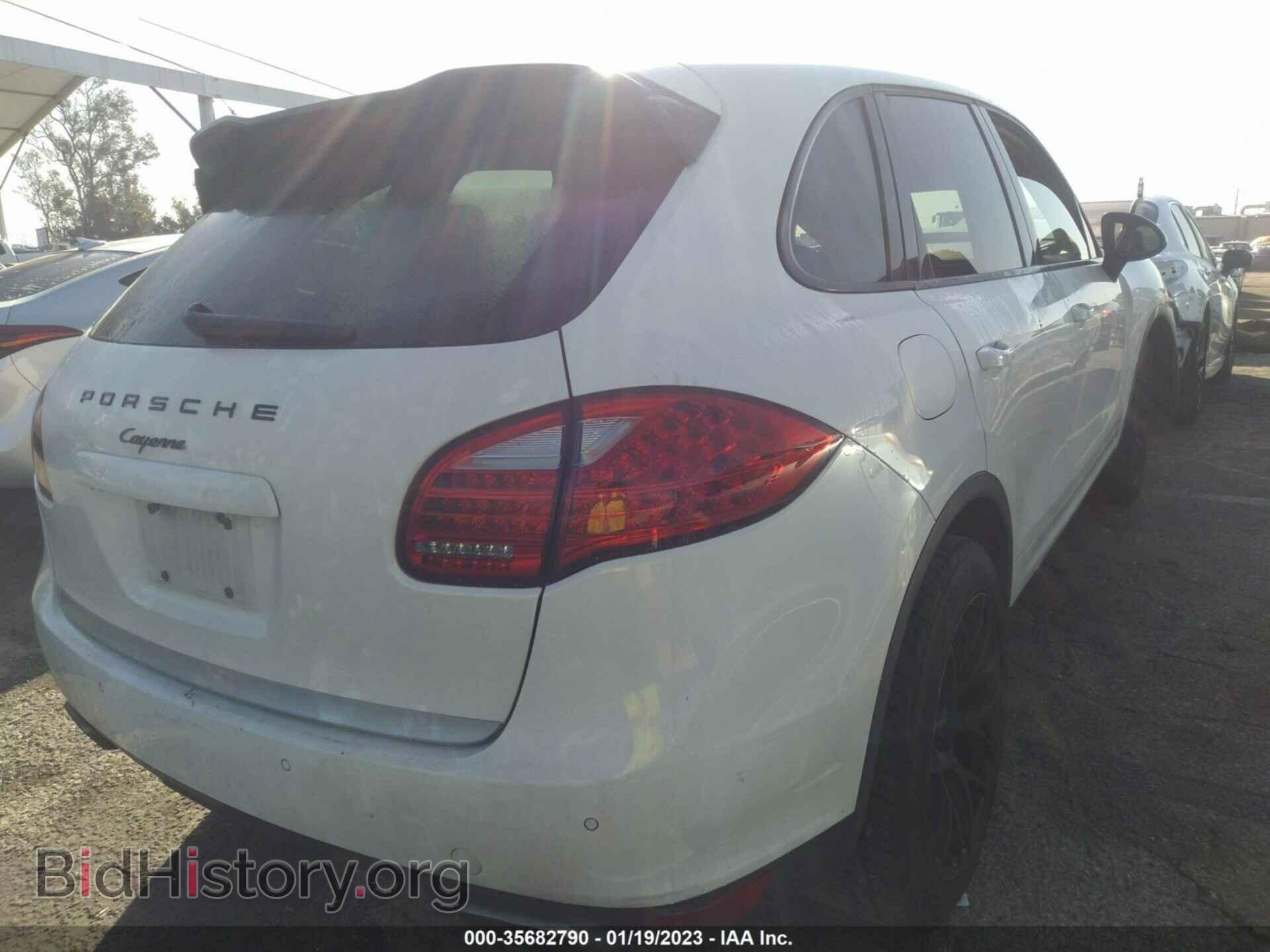 2011 PORSCHE CAYENNE - VIN: WP1AA2A22BLA03429 - Фото 4