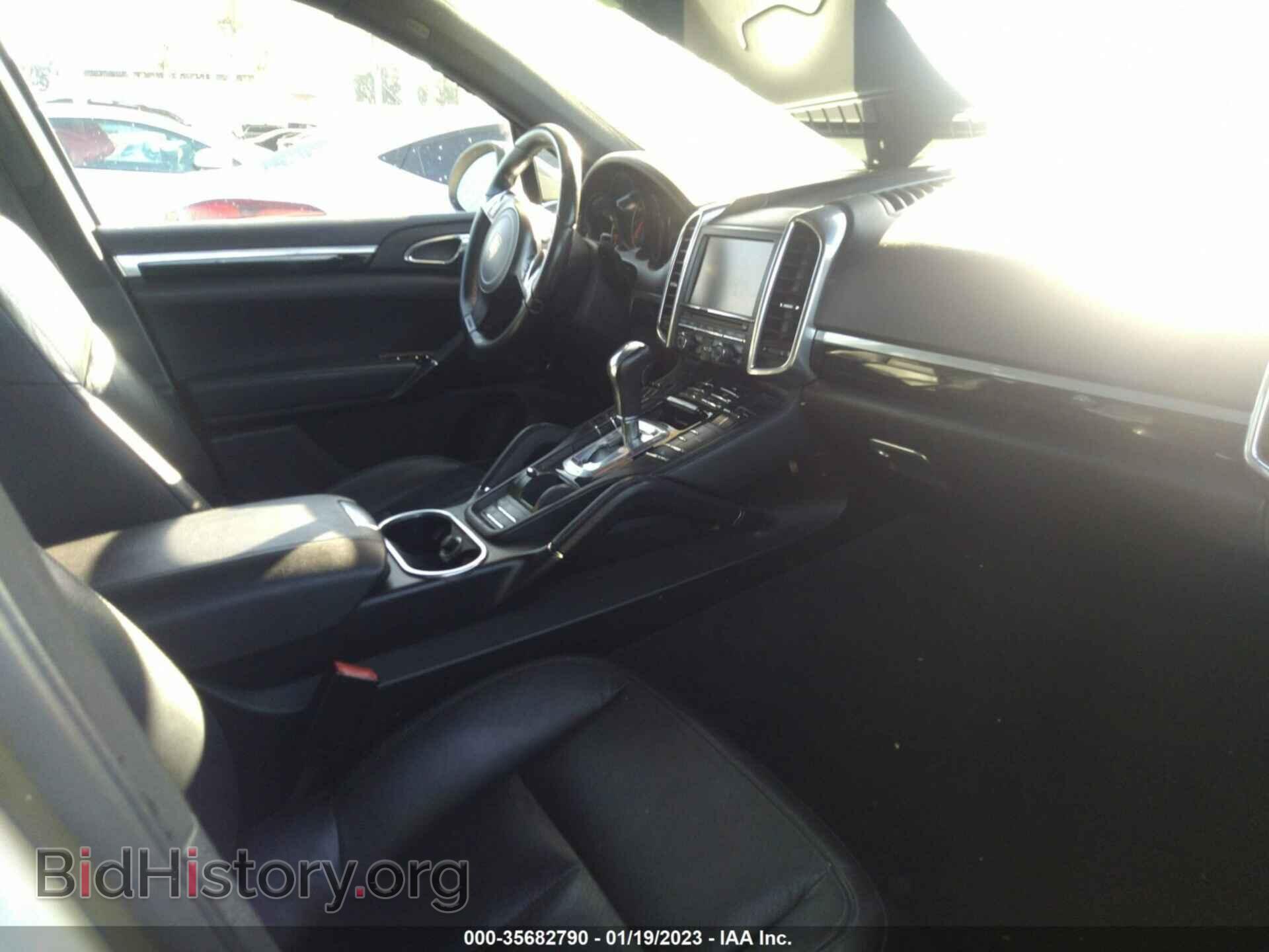 2011 PORSCHE CAYENNE - VIN: WP1AA2A22BLA03429 - Фото 5