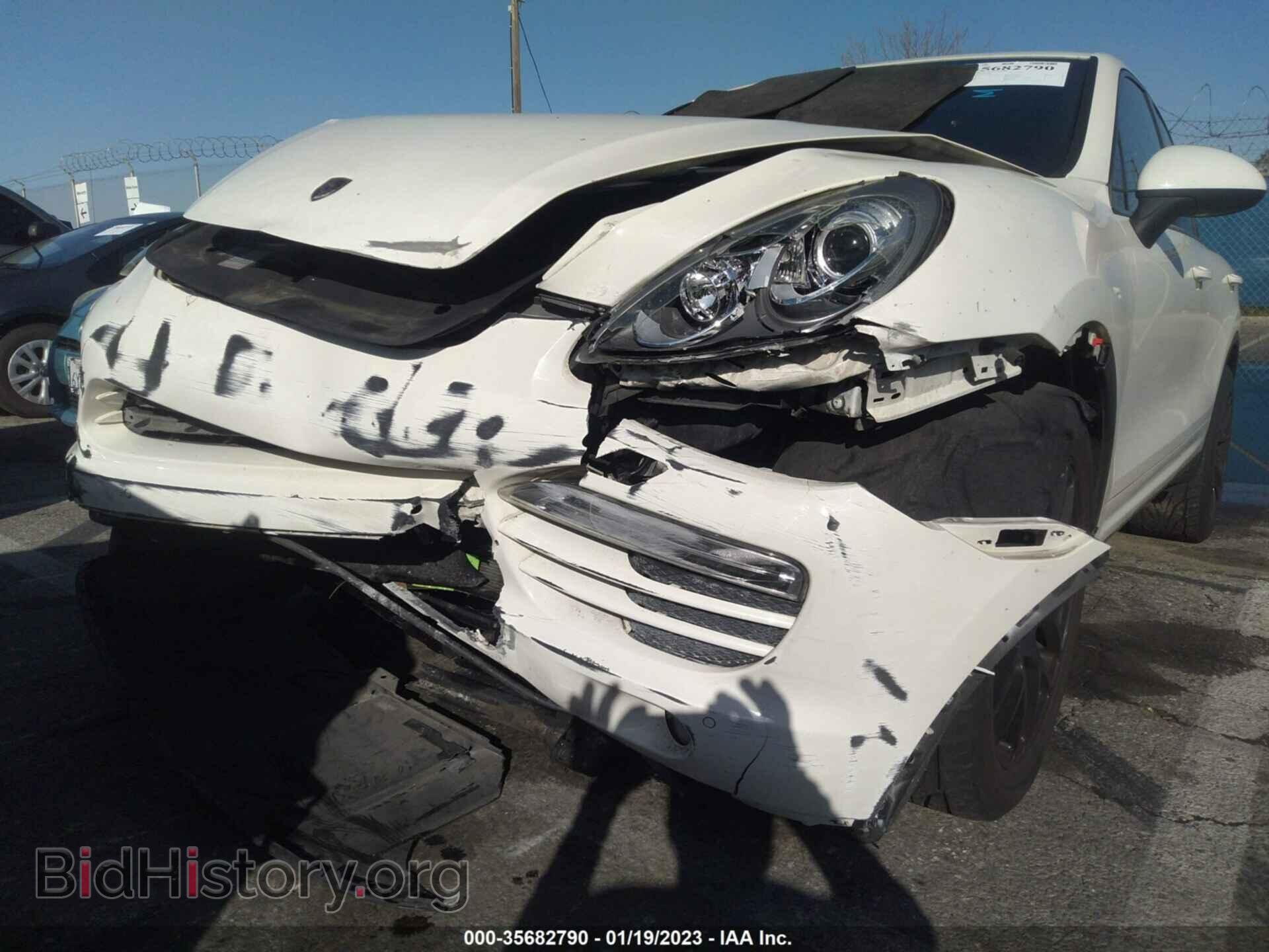 2011 PORSCHE CAYENNE - VIN: WP1AA2A22BLA03429 - Фото 6