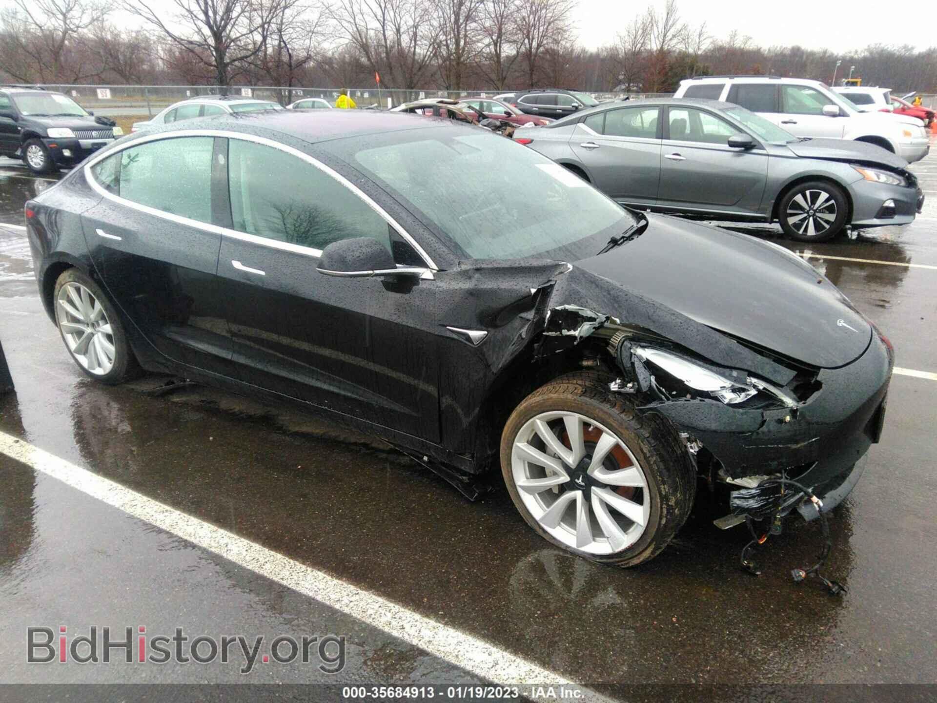 Photo 5YJ3E1EA8JF011952 - TESLA MODEL 3 2018