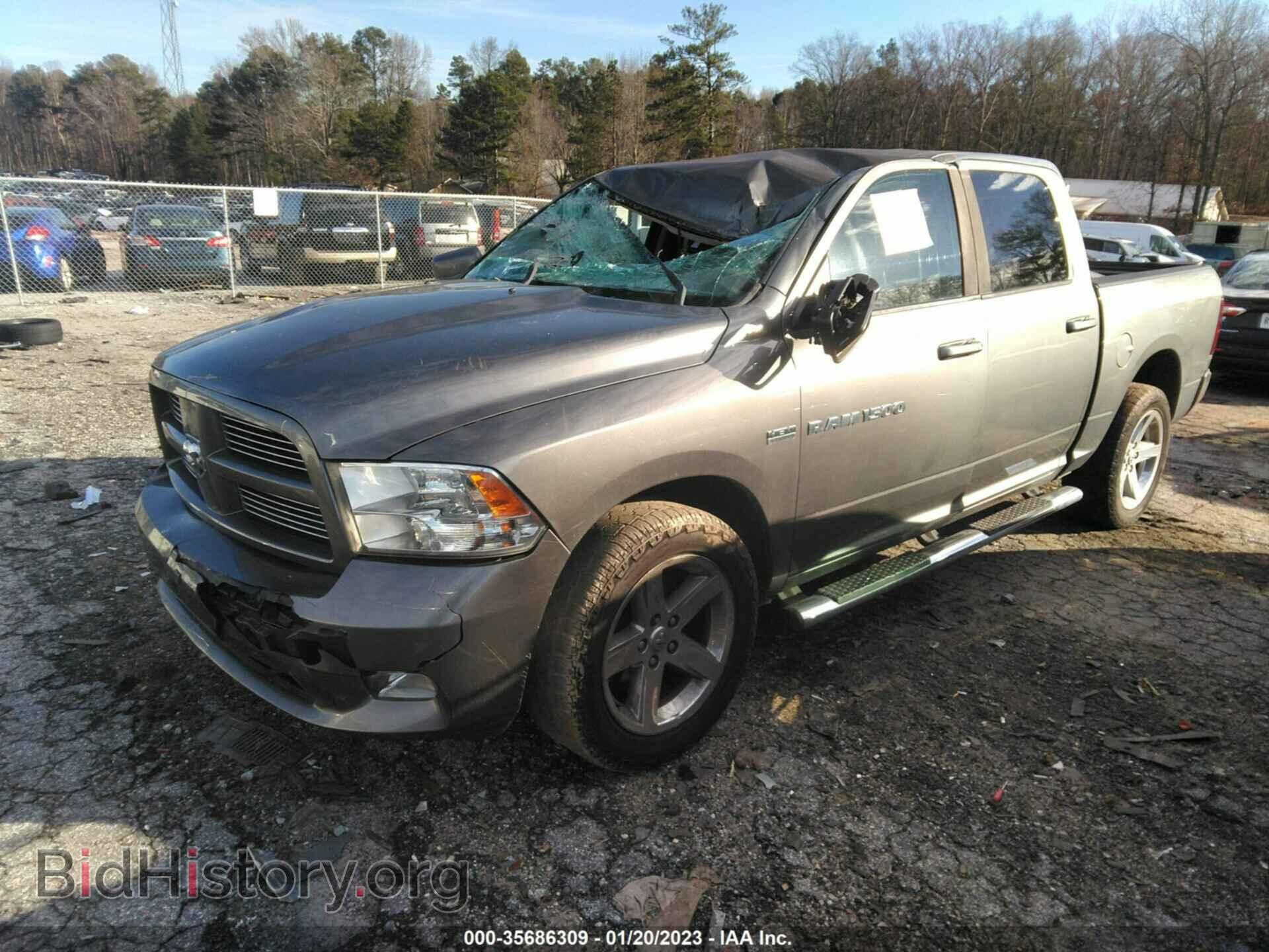 2011 RAM 1500 - VIN: 1D7RB1CT7BS559748 - Фото 2