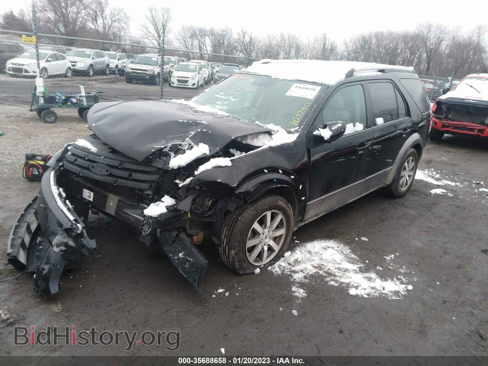 2008 FORD TAURUS X - VIN: 1FMDK02W68GA14237 - Фото 2