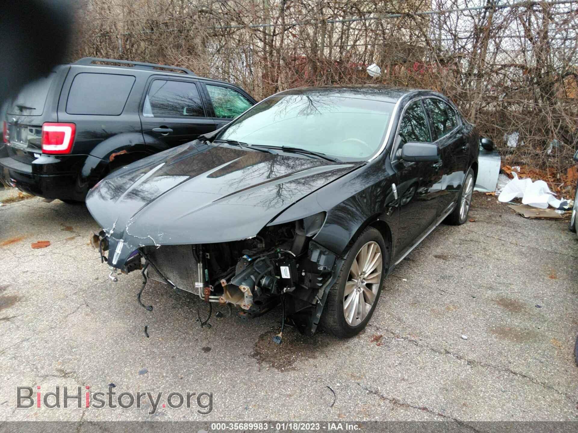 2013 LINCOLN MKS - VIN: 1LNHL9FT0DG607380 - Фото 2