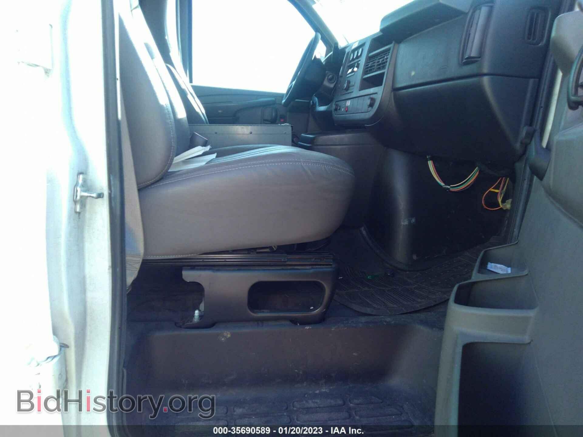 2012 CHEVROLET EXPRESS CARGO VAN - VIN: 1GCWGFCB2C1120838 - Photo 5