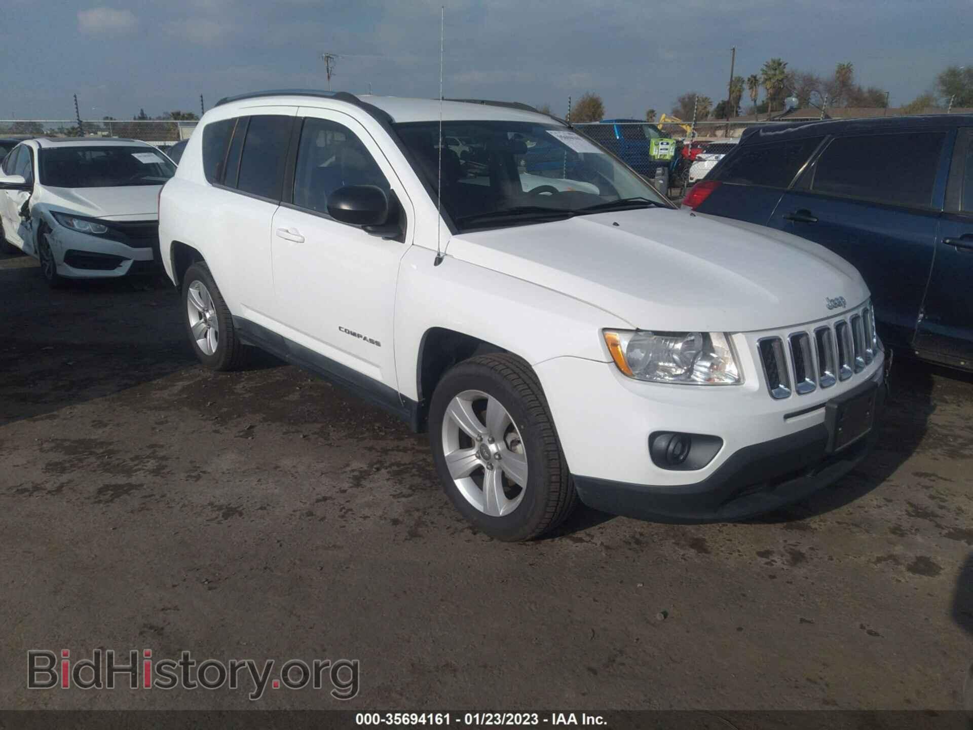 Photo 1J4NT1FA6BD178682 - JEEP COMPASS 2011