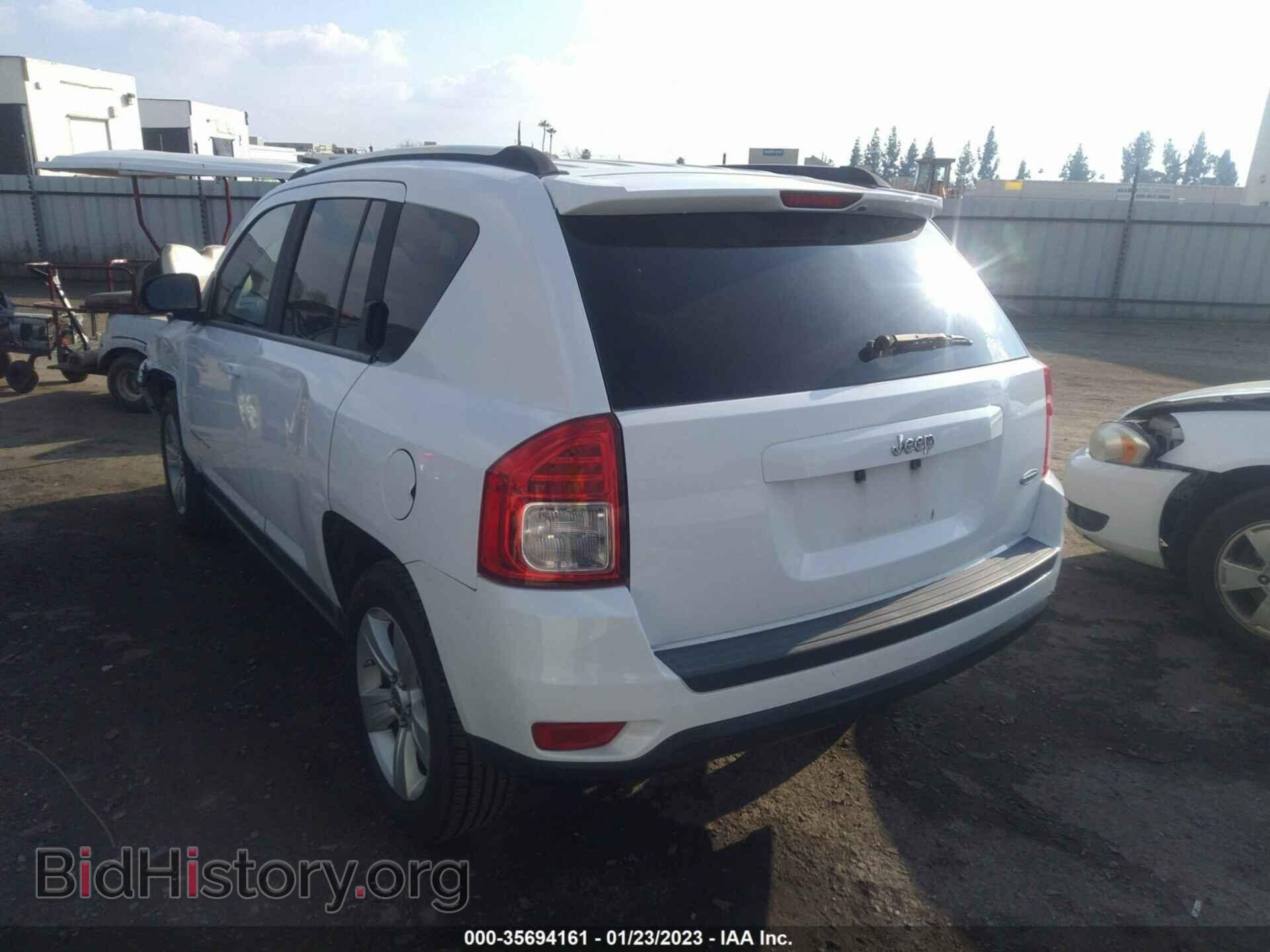 2011 JEEP COMPASS - VIN: 1J4NT1FA6BD178682 - Фото 3