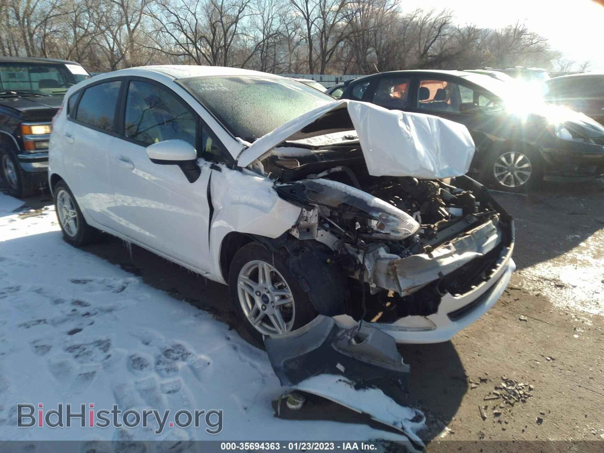 Photo 3FADP4EJ7KM166138 - FORD FIESTA 2019