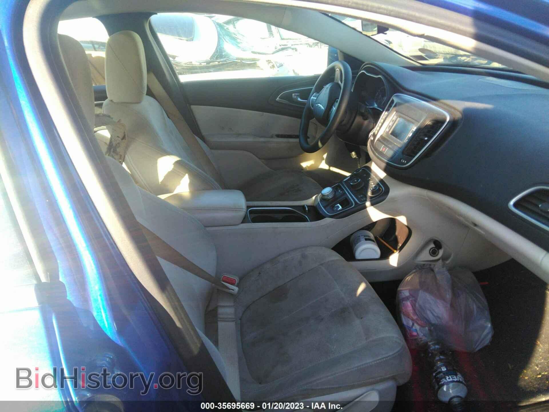 2015 CHRYSLER 200 - VIN: 1C3CCCAB0FN742839 - Фото 5