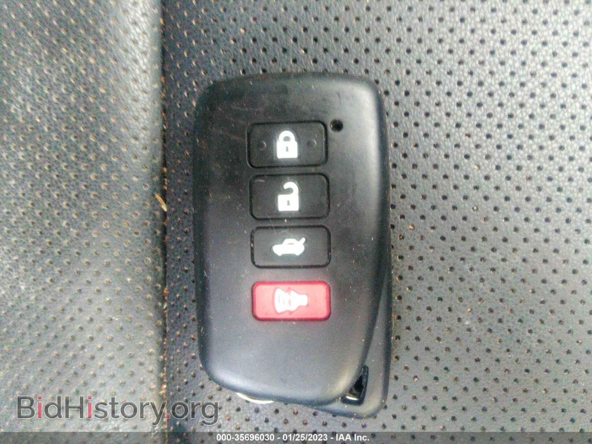 2016 LEXUS IS 200T - VIN: JTHBA1D28G5034397 - Фото 11