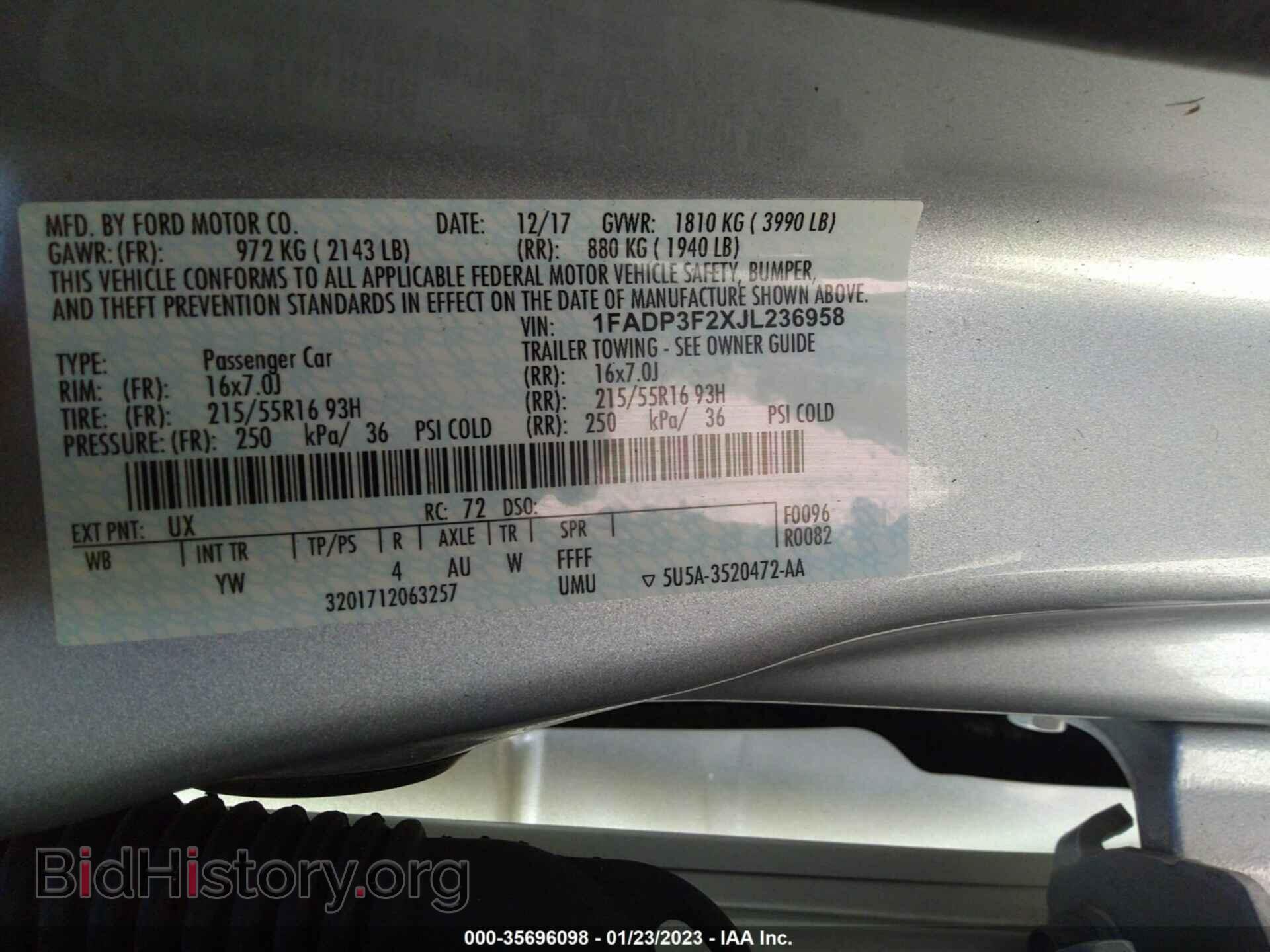 2018 FORD FOCUS - VIN: 1FADP3F2XJL236958 - Фото 9