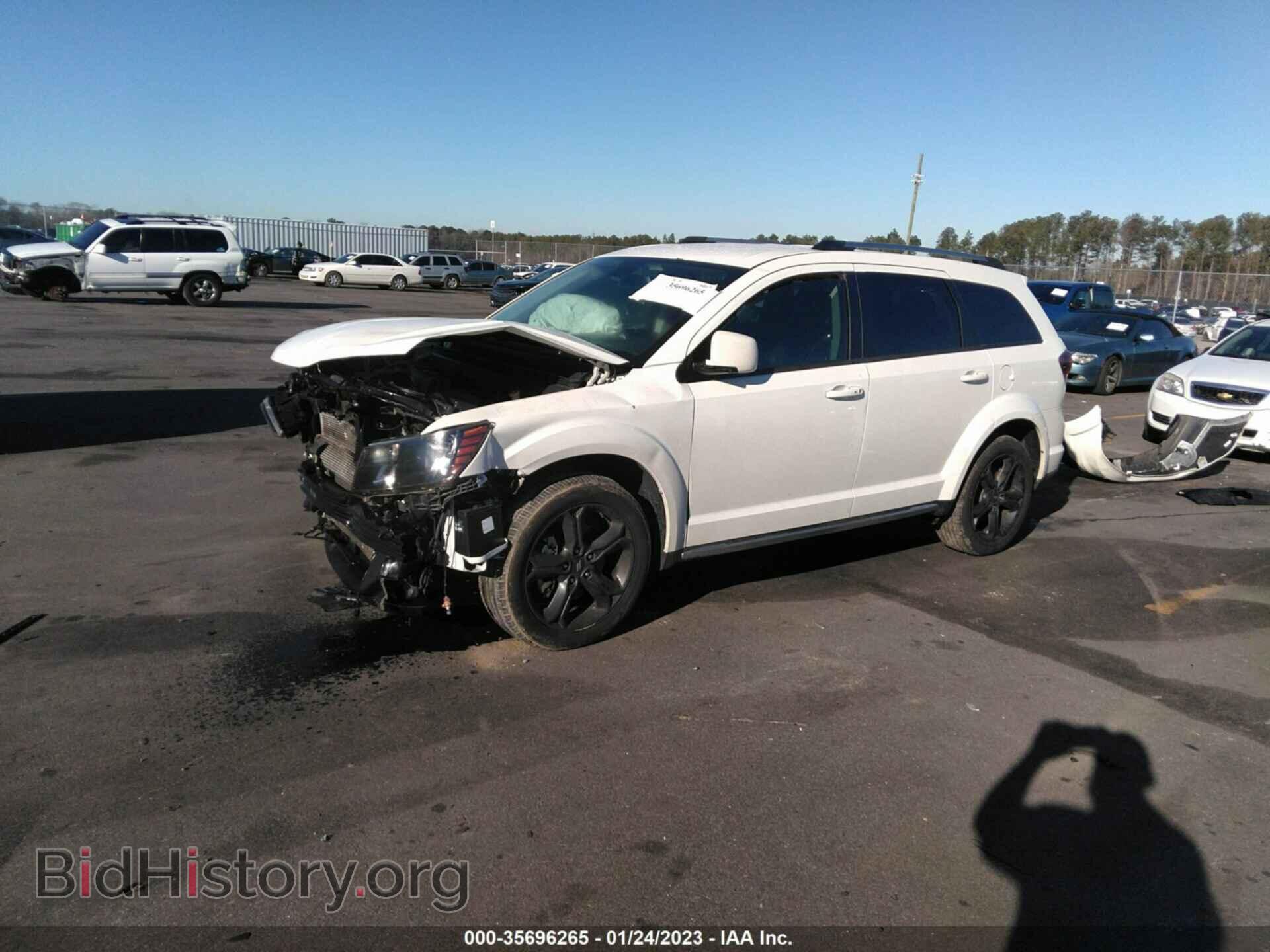 2019 DODGE JOURNEY - VIN: 3C4PDCGB0KT751147 - Фото 2