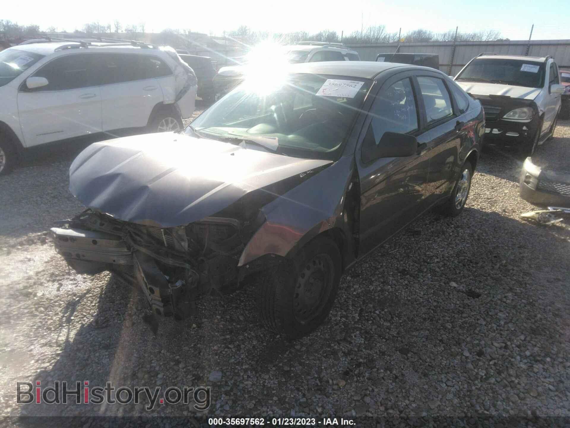 2010 FORD FOCUS - VIN: 1FAHP3ENXAW290367 - Фото 2