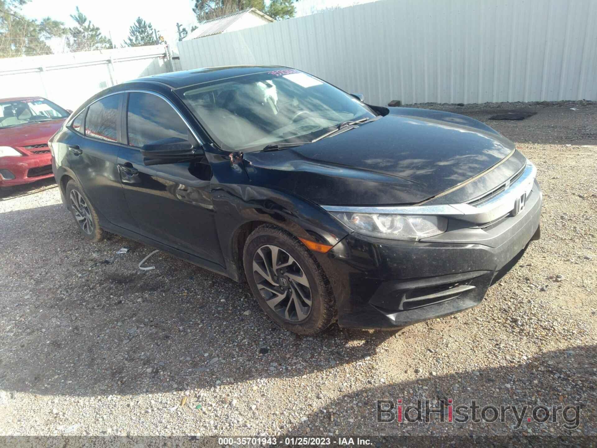 Photo 19XFC2F78JE024623 - HONDA CIVIC SEDAN 2018