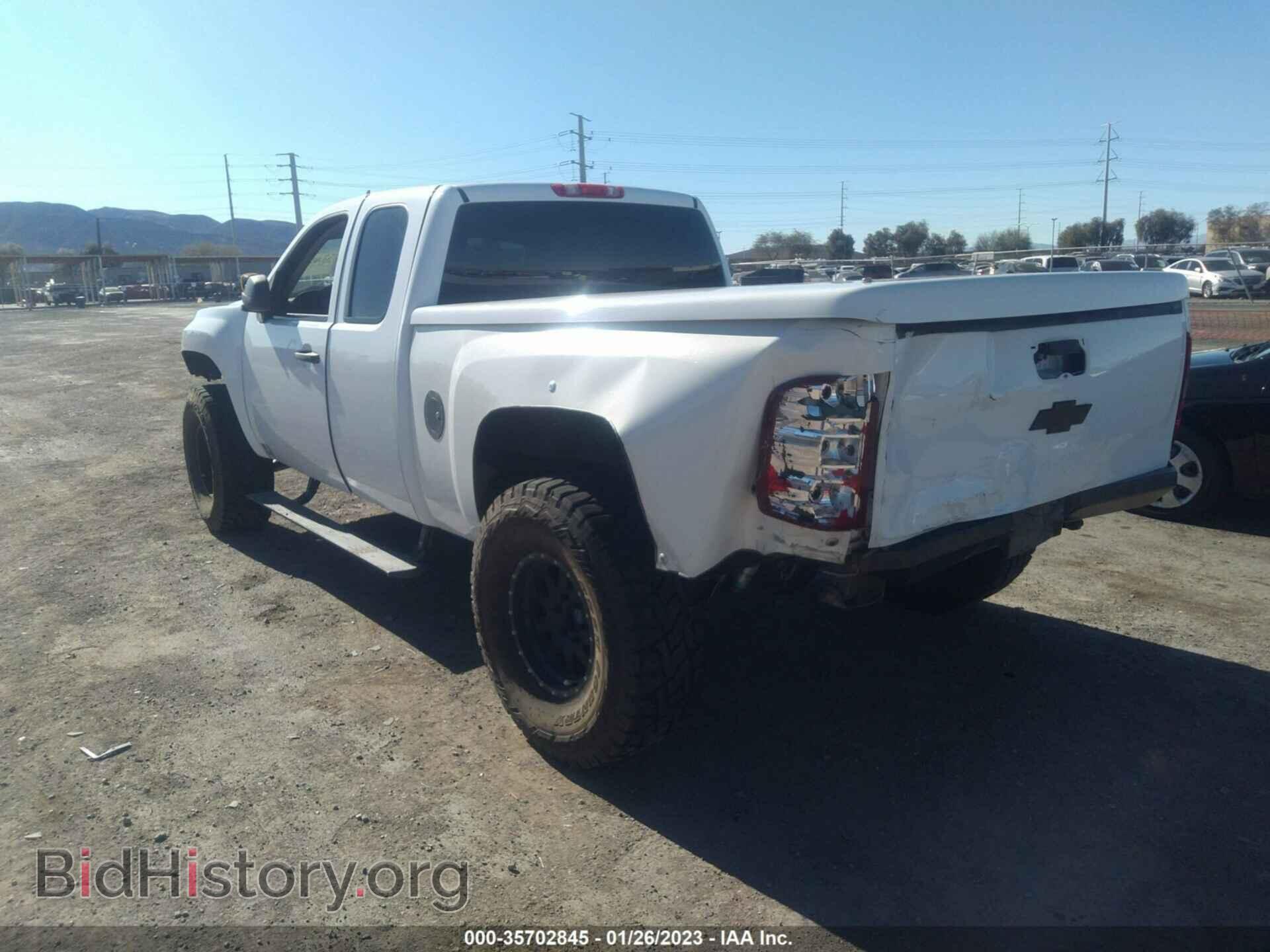 2007 CHEVROLET SILVERADO 1500 - VIN: 2GCEC19C371733626 - Фото 3
