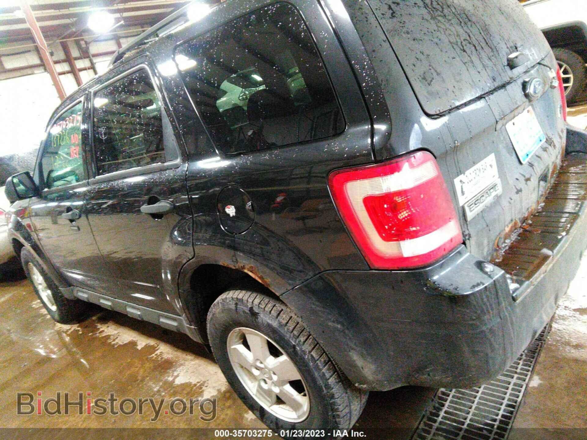 2011 FORD ESCAPE - VIN: 1FMCU0D71BKB41817 - Фото 3