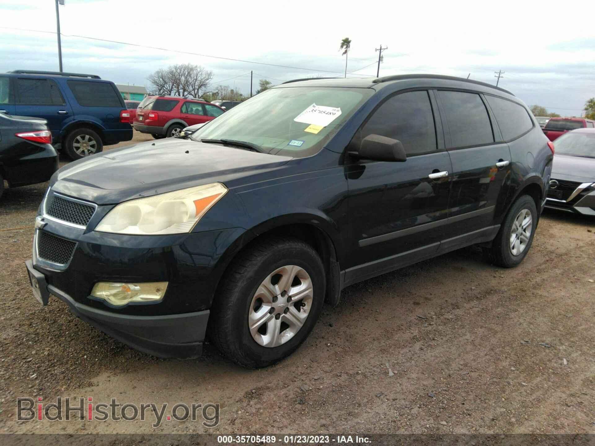 2012 CHEVROLET TRAVERSE - VIN: 1GNKRFED7CJ188230 - Photo 2