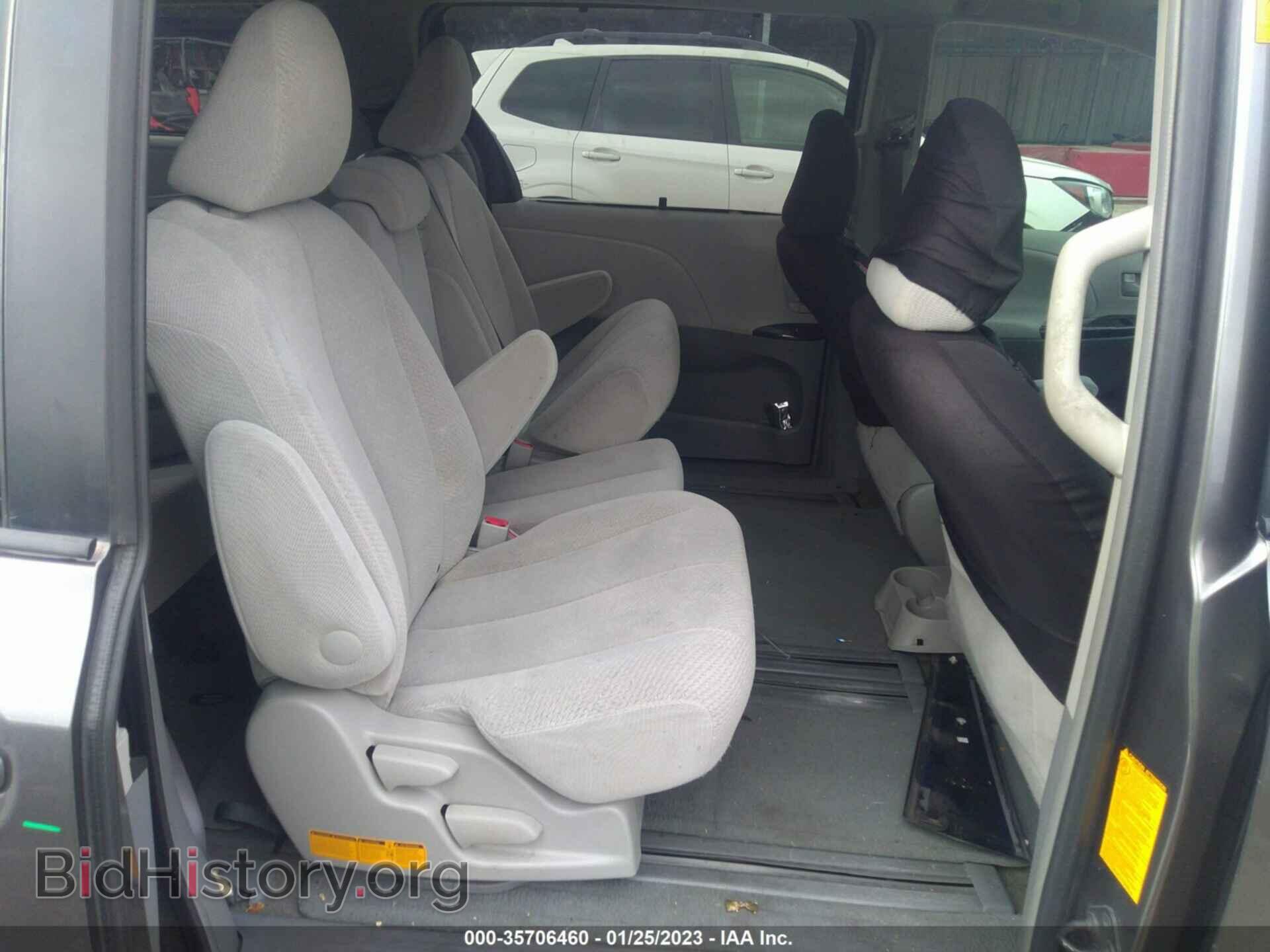 2011 TOYOTA SIENNA - VIN: 5TDKK3DC5BS172808 - Фото 8