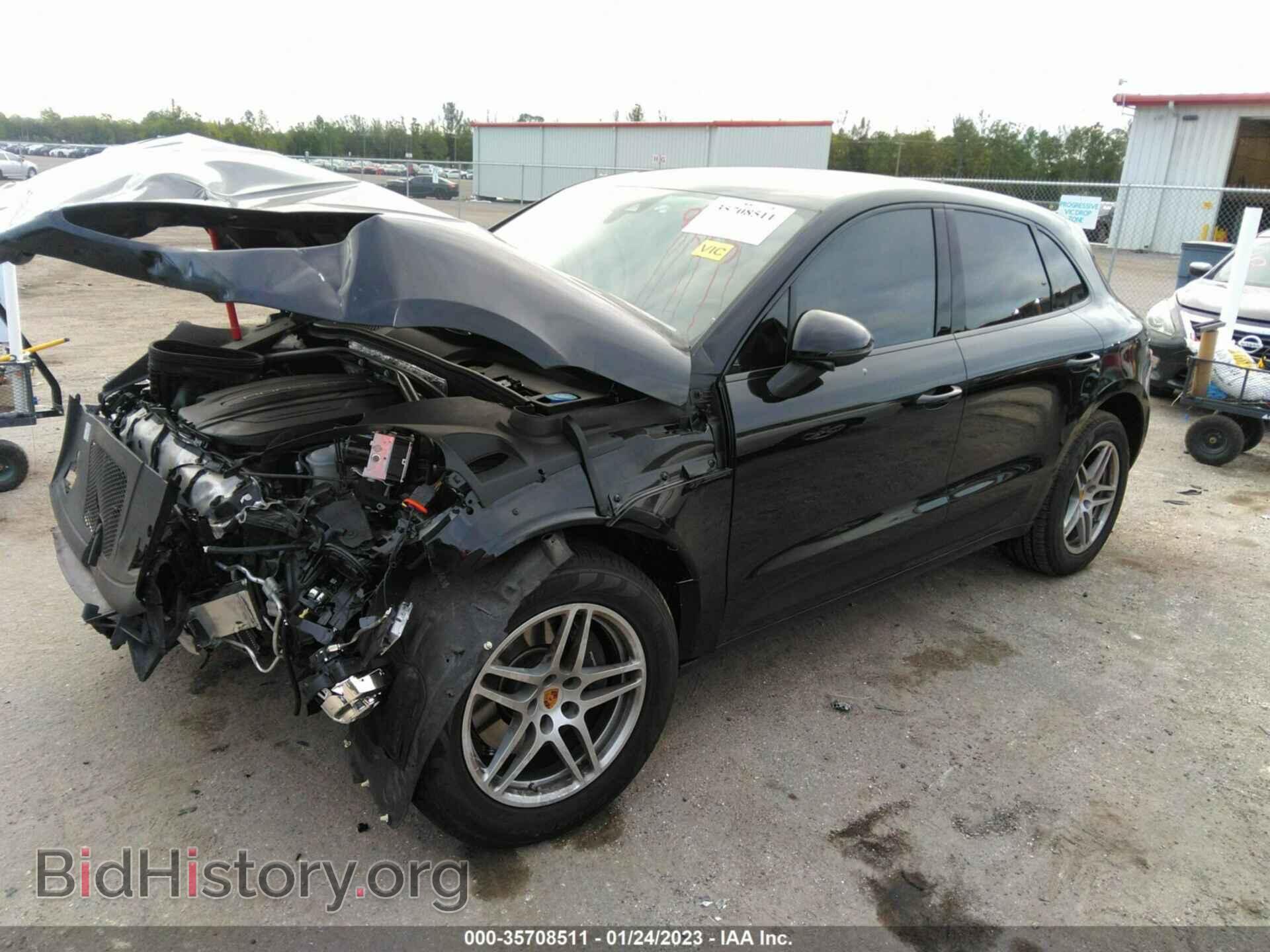 2017 PORSCHE MACAN - VIN: WP1AA2A54HLB00229 - Photo 2