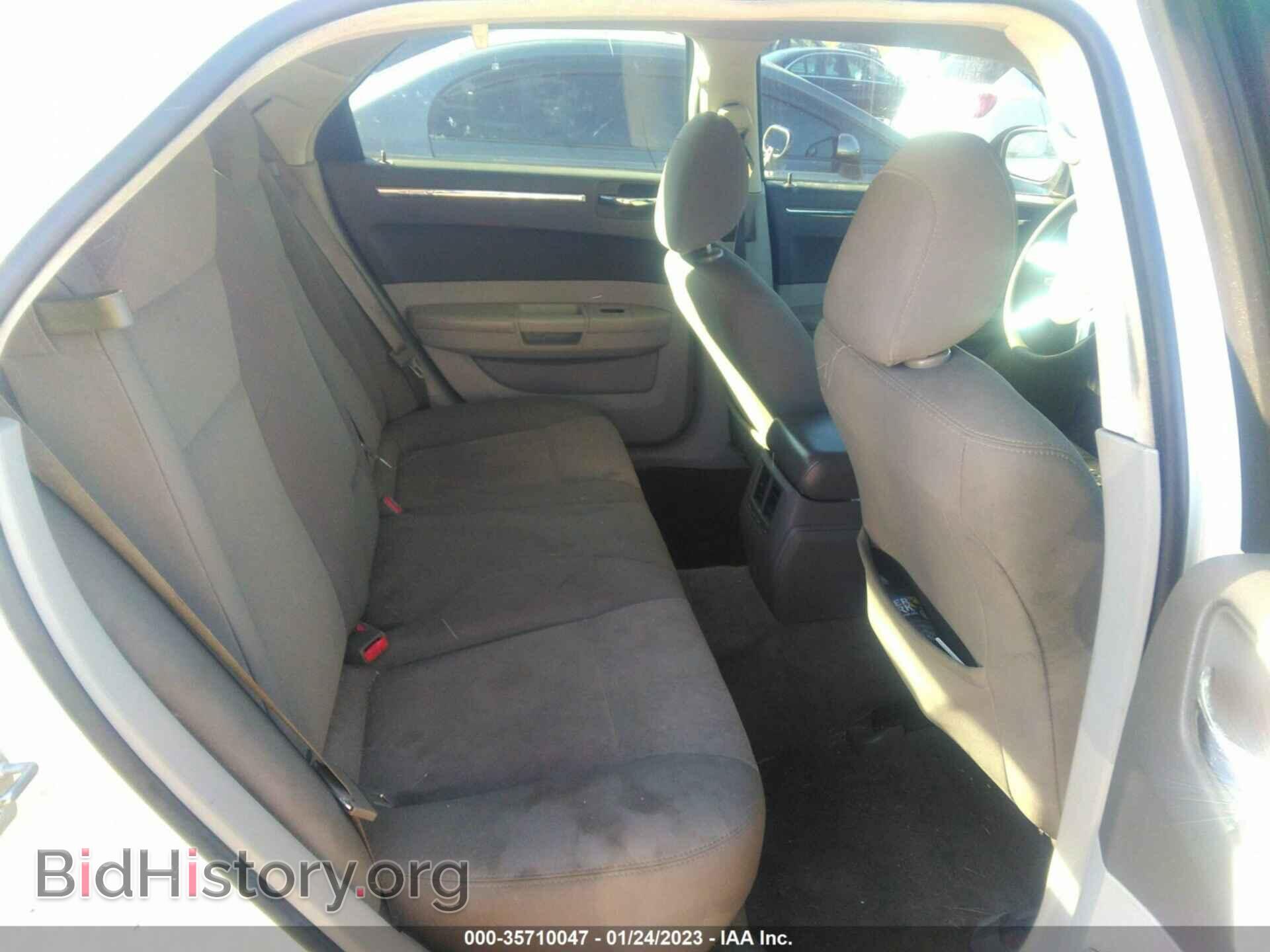 2010 CHRYSLER 300 - VIN: 2C3CA4CD9AH143076 - Фото 8