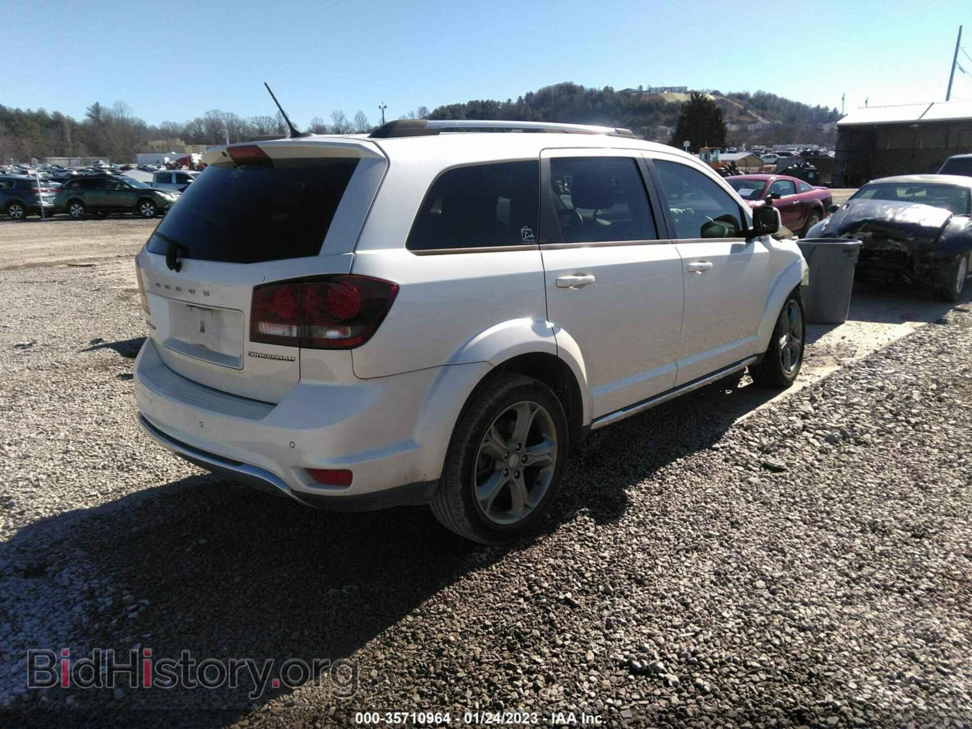 2017 DODGE JOURNEY - VIN: 3C4PDCGB1HT579428 - Фото 4