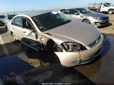 2010 Chevrolet IMPALA LTZ, светло-коричневый — VIN 2G1WC5EM2A1142570, IAAI