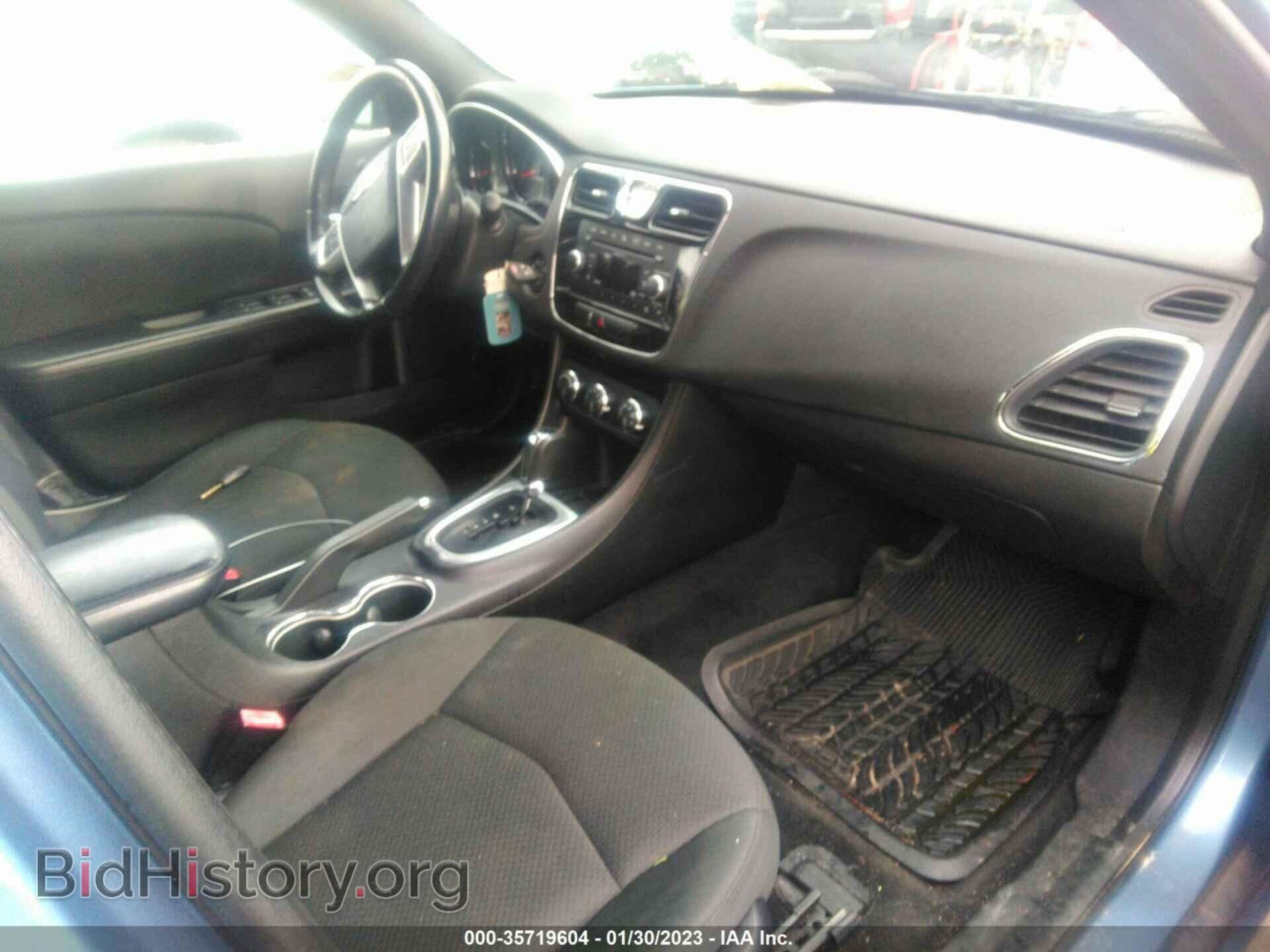 2011 CHRYSLER 200 - VIN: 1C3BC1FG2BN544973 - Фото 5