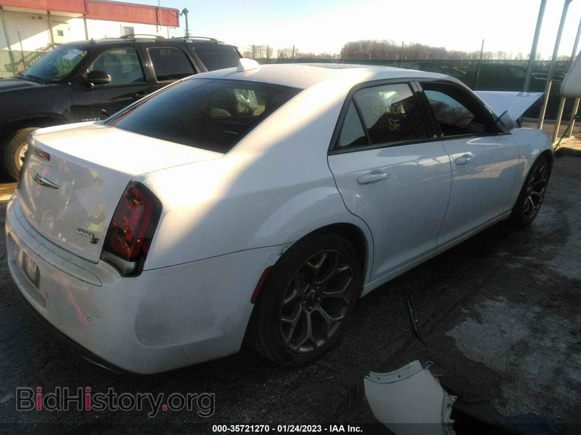 2016 CHRYSLER 300 - VIN: 2C3CCABG4GH269830 - Фото 4