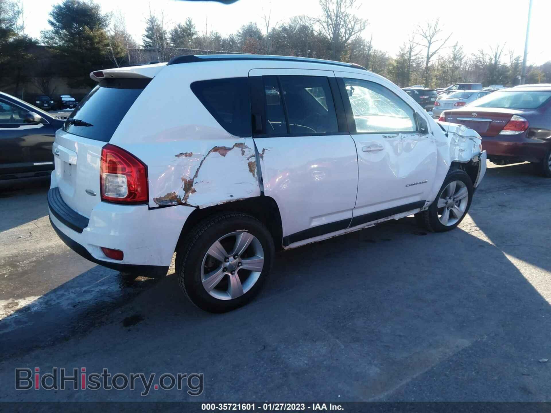 2011 JEEP COMPASS - VIN: 1J4NF1FB5BD240377 - Photo 4