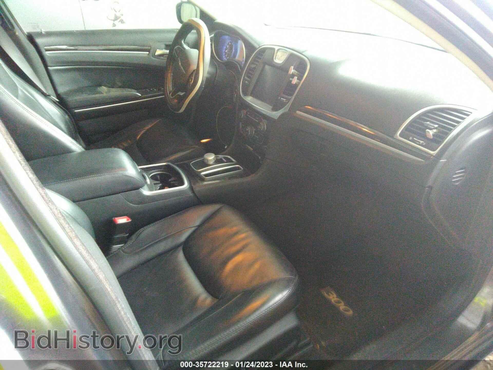 2016 CHRYSLER 300 - VIN: 2C3CCARG9GH262183 - Фото 5