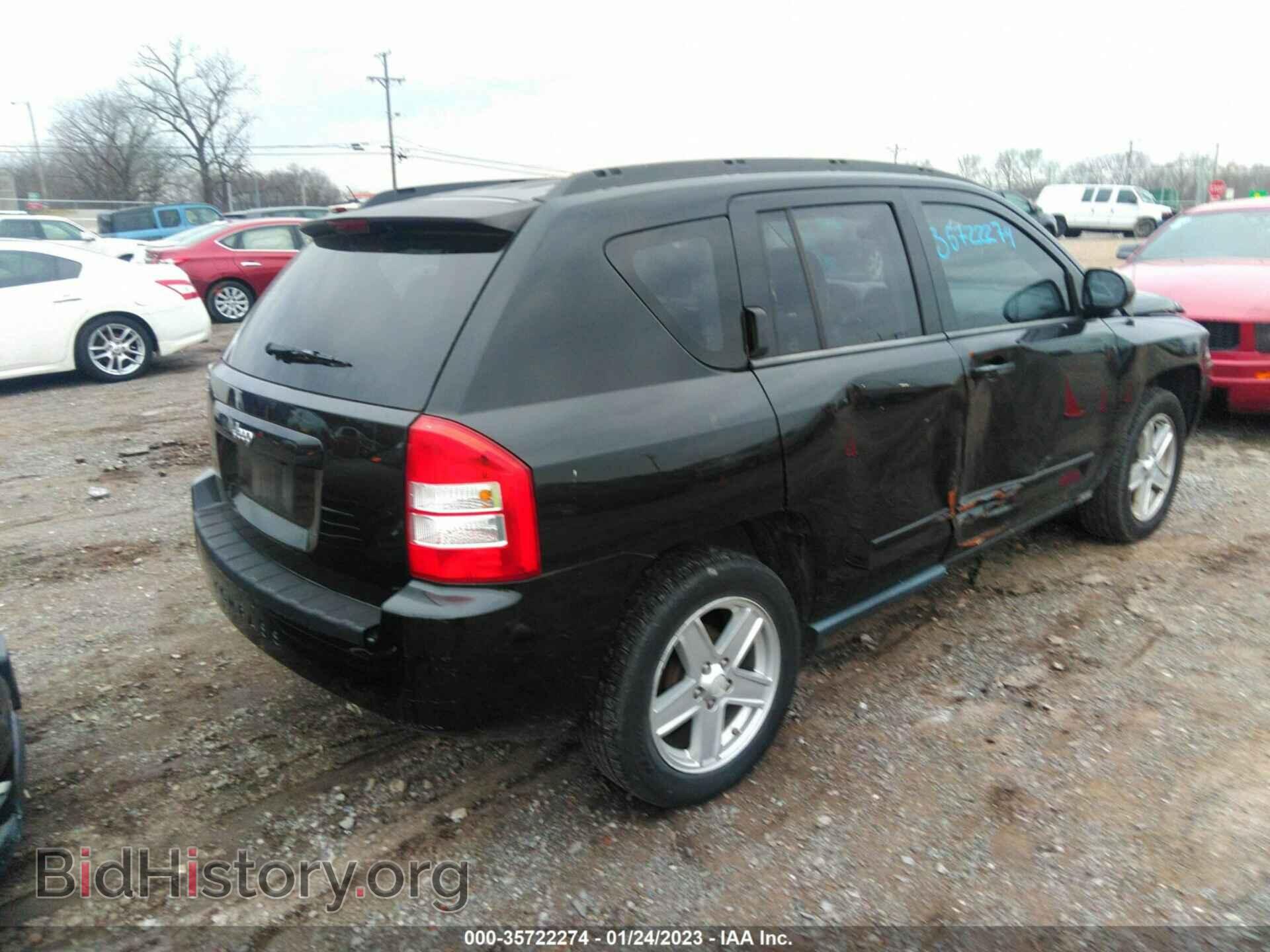 2010 JEEP COMPASS - VIN: 1J4NT4FB2AD549491 - Фото 4