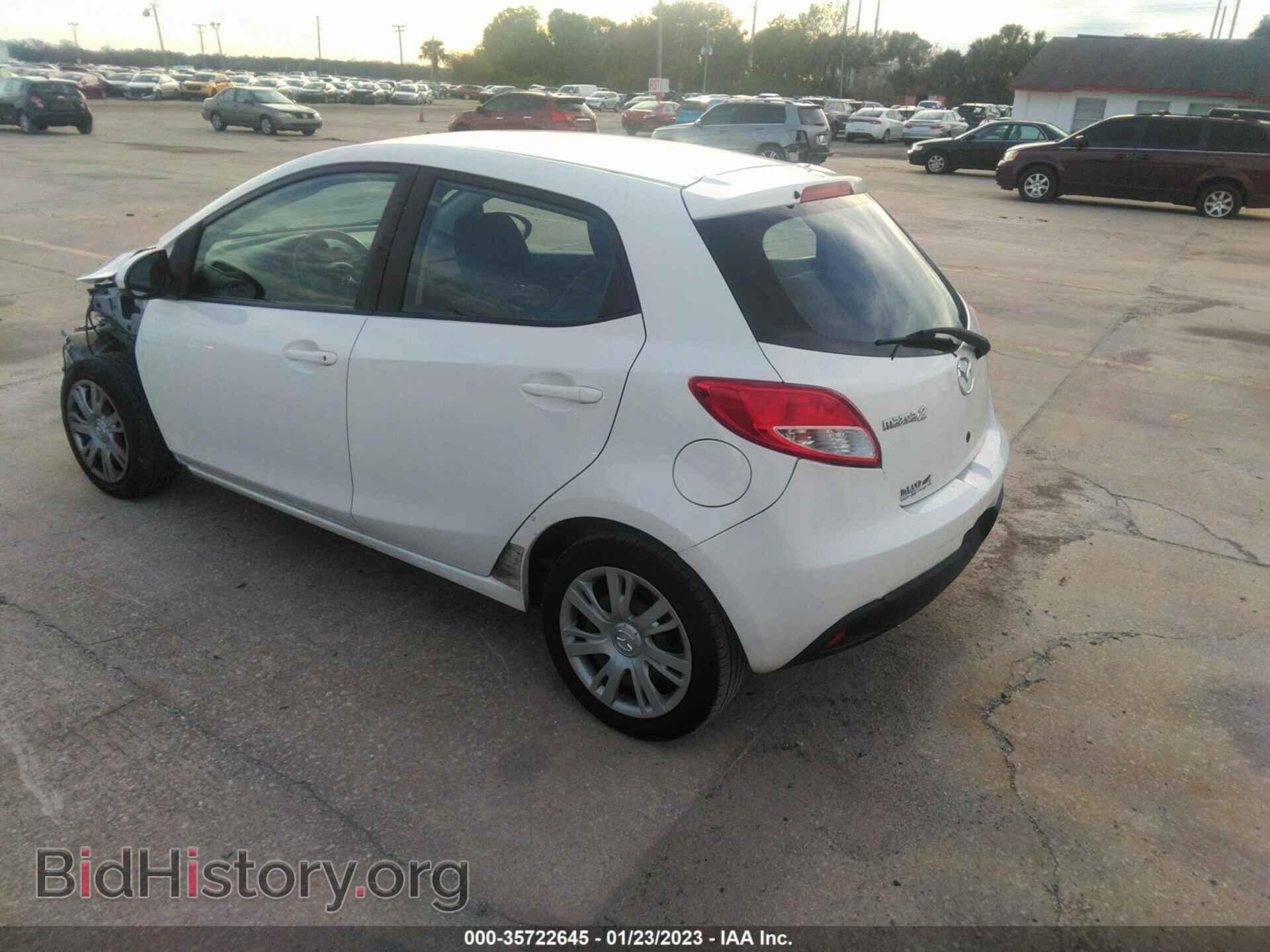 2014 MAZDA MAZDA2 - VIN: JM1DE1KY7E0174098 - Фото 3