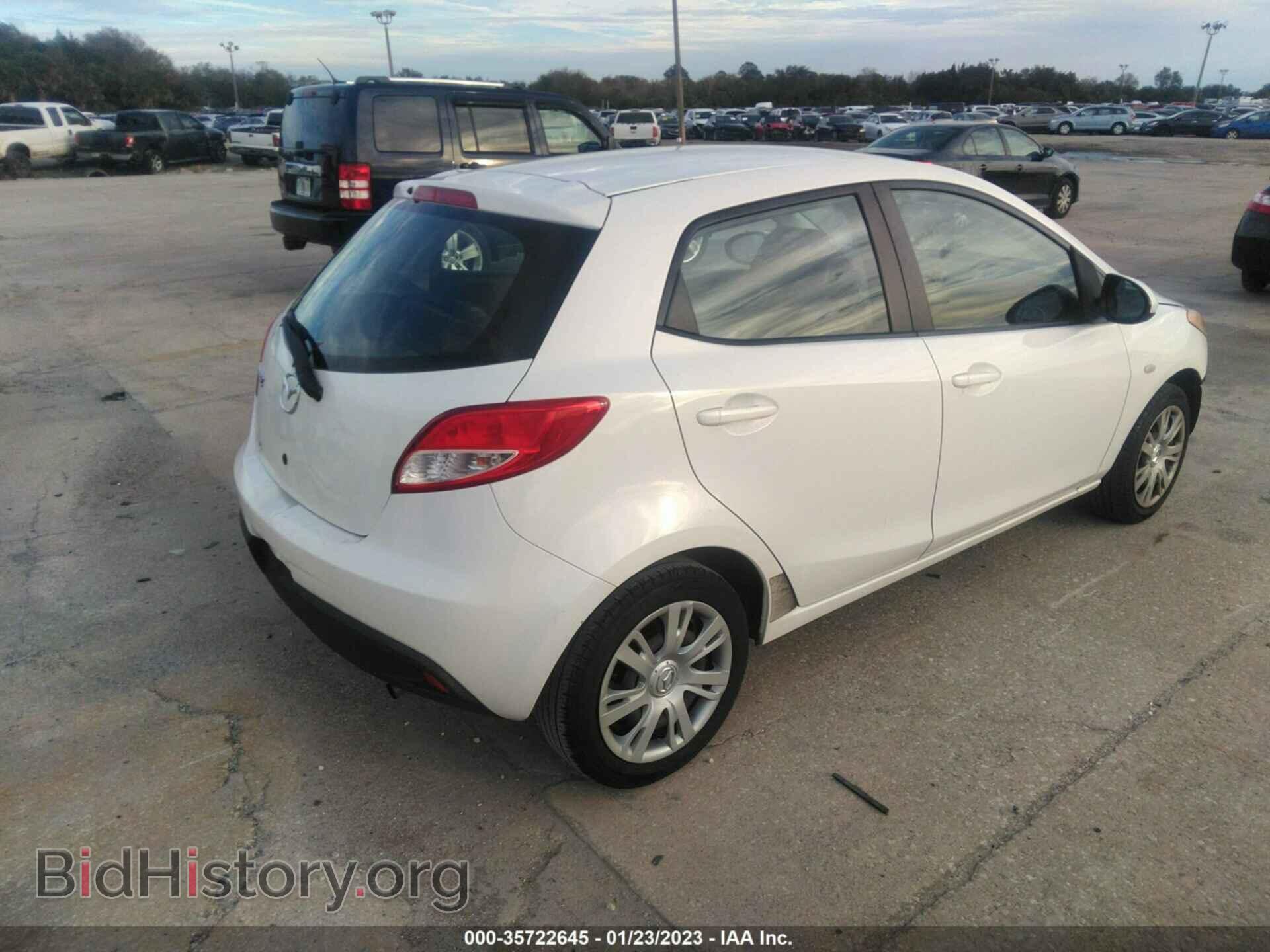 2014 MAZDA MAZDA2 - VIN: JM1DE1KY7E0174098 - Фото 4